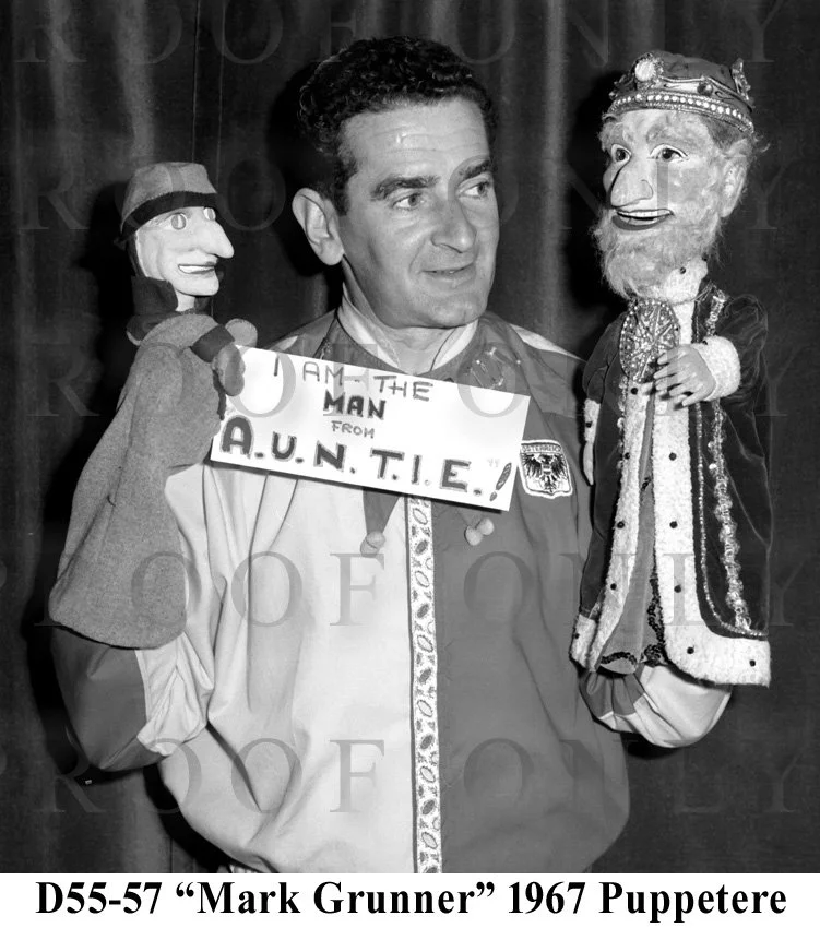 Mark Gruner Puppetere 1967 D55-57 copy.jpg
