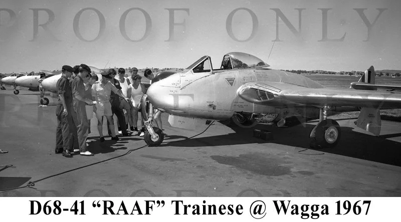 RAAF Trainese at Wagga 1967 D68-41.jpg