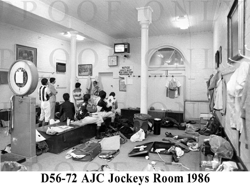 AJC Randwick Jockeys 1986  D56-72.jpg