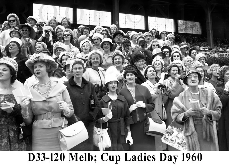 Melb Cup Crowd 1960 D33-120.jpg