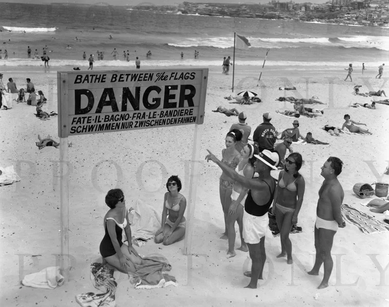 Misc; Danger Sign Bondi 1964 D68-10