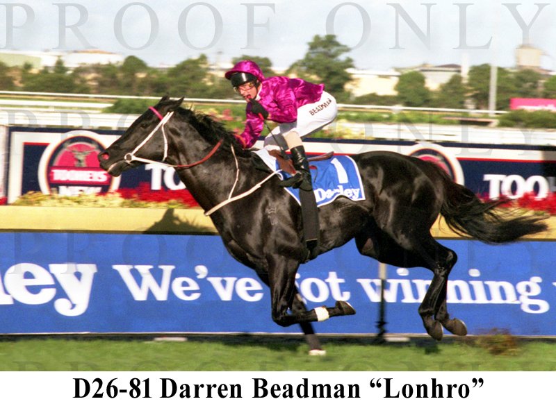 D26-81 Lonhro & D Beadman.jpg
