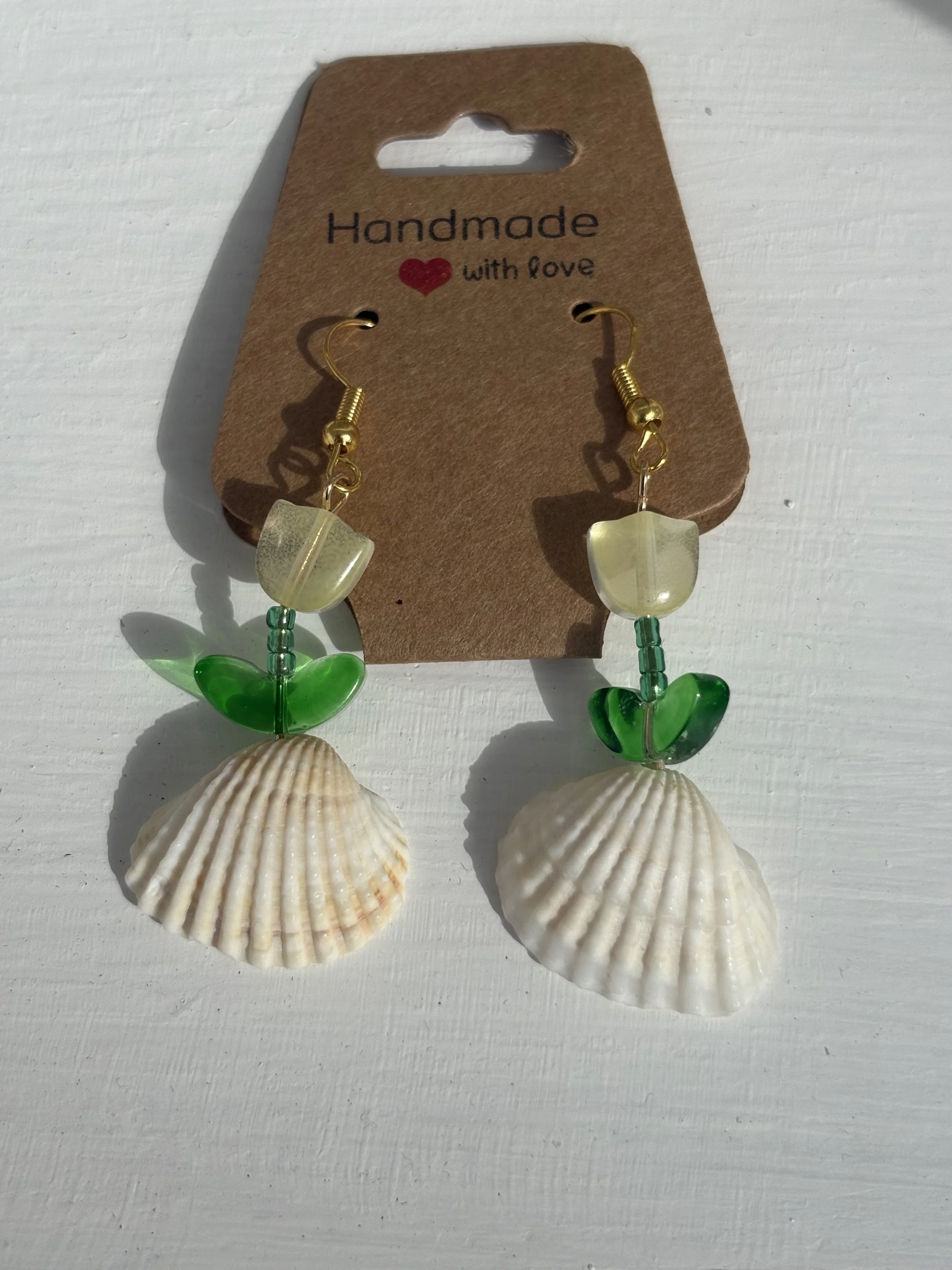 Yellow Tulip Shell Earrings (Gold)