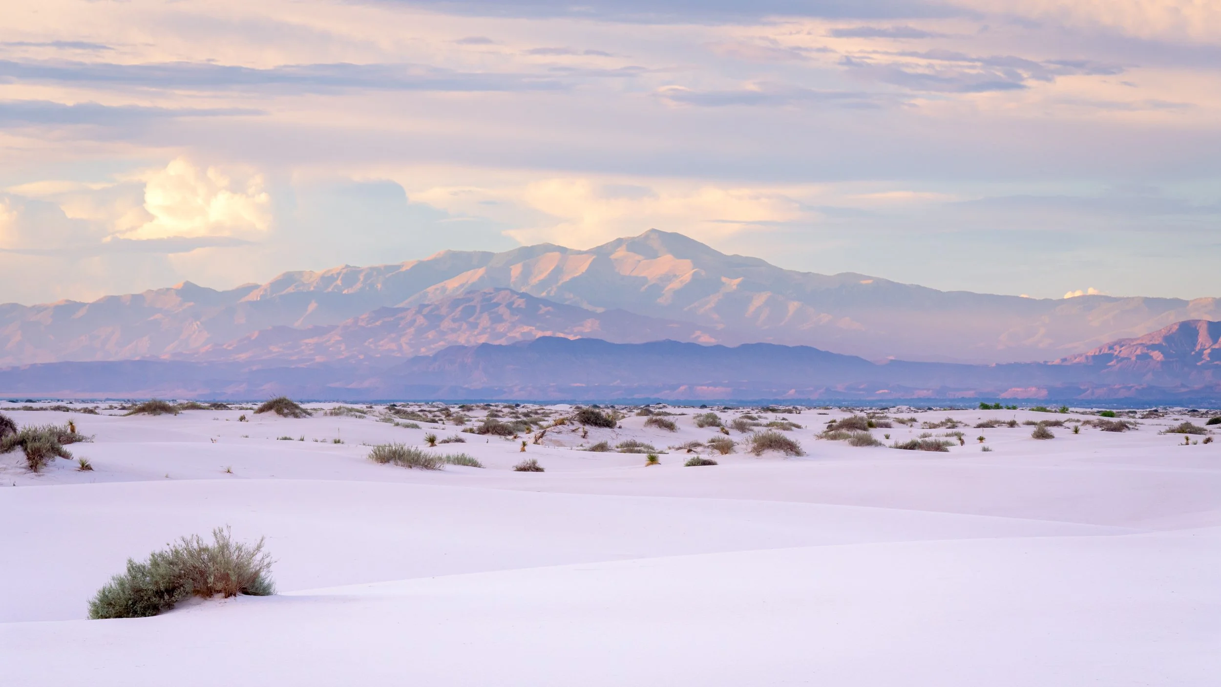 mountains-white-sands.jpg