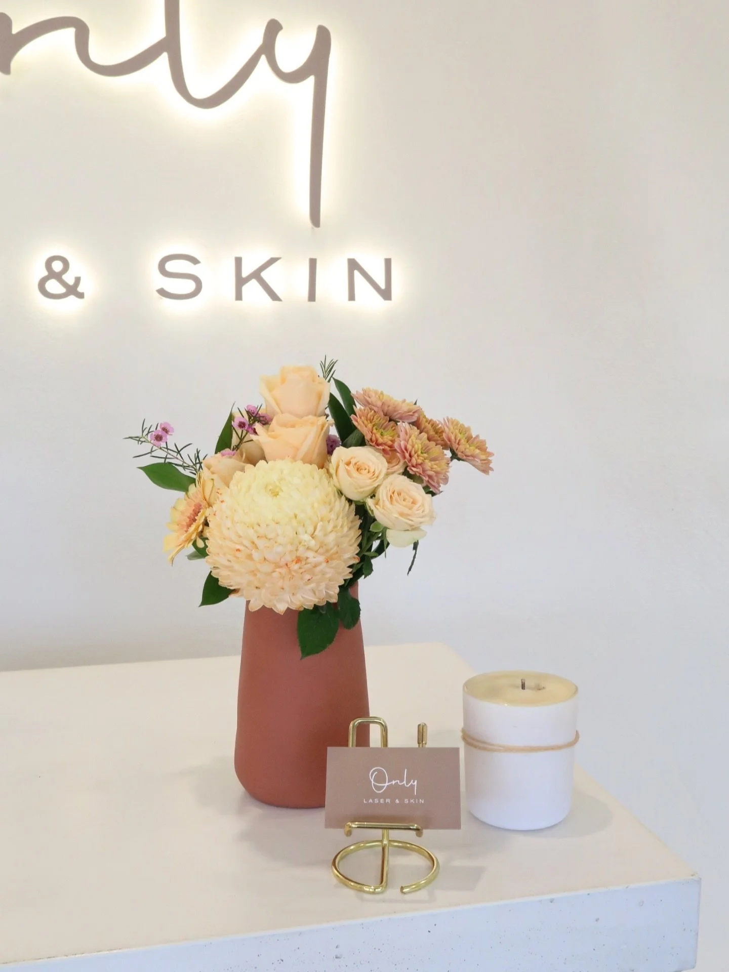 Friday mornings hit different with fresh flowers 🤭🌼💛

www.onlylaser.com.au