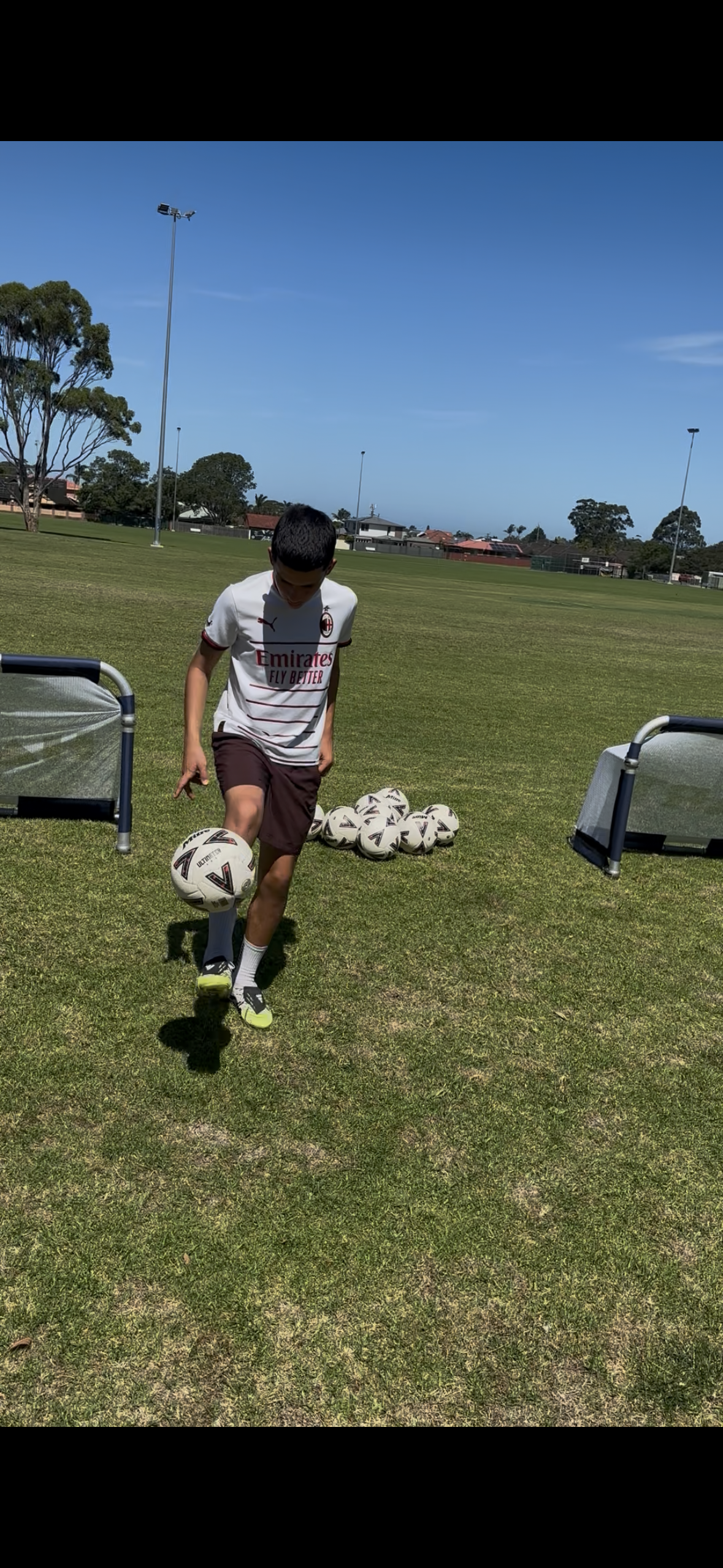 BEGINNER HOME JUGGLING PROGRAM