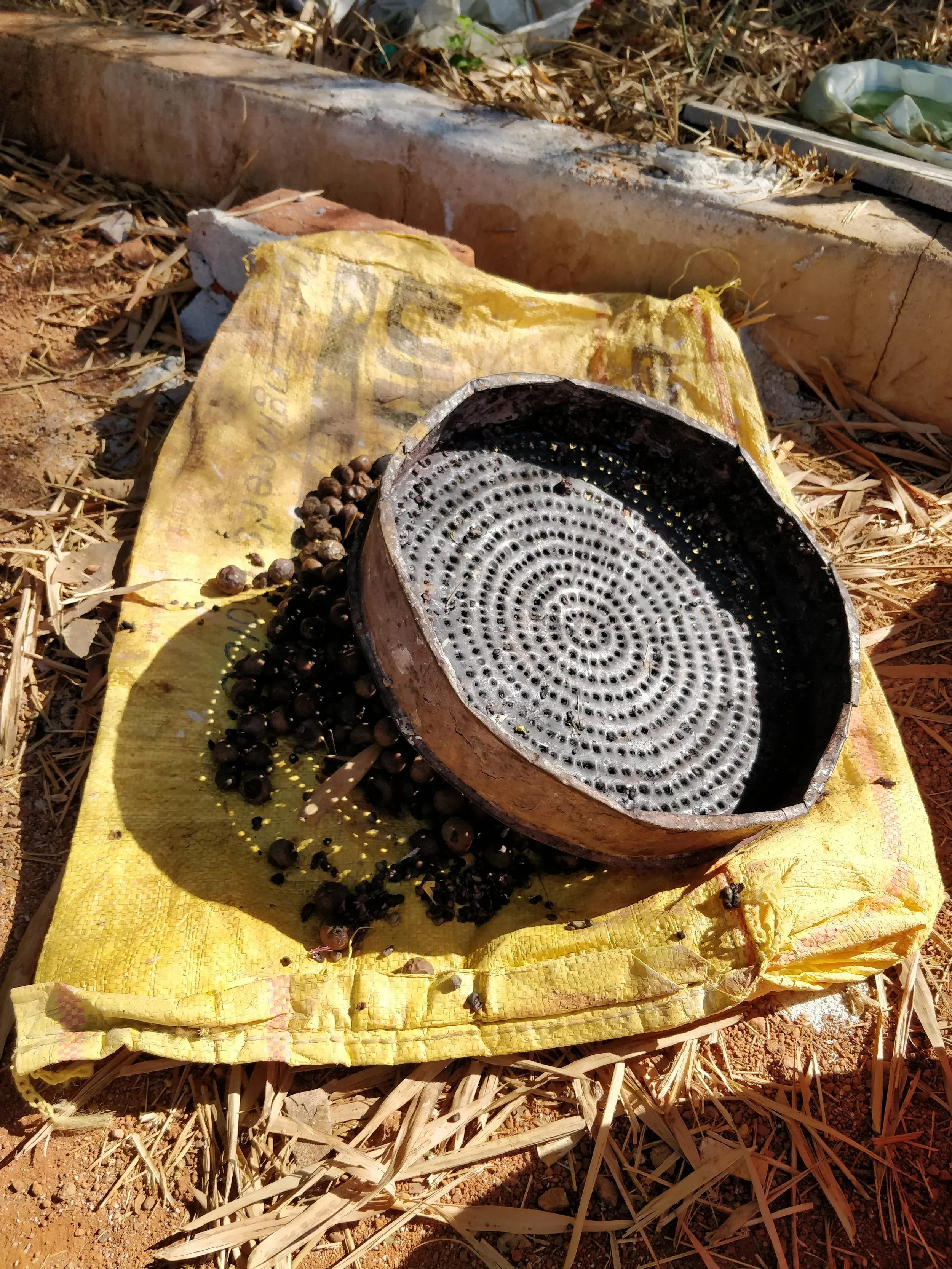 Preparing the admixtures for the lime-based mortar
