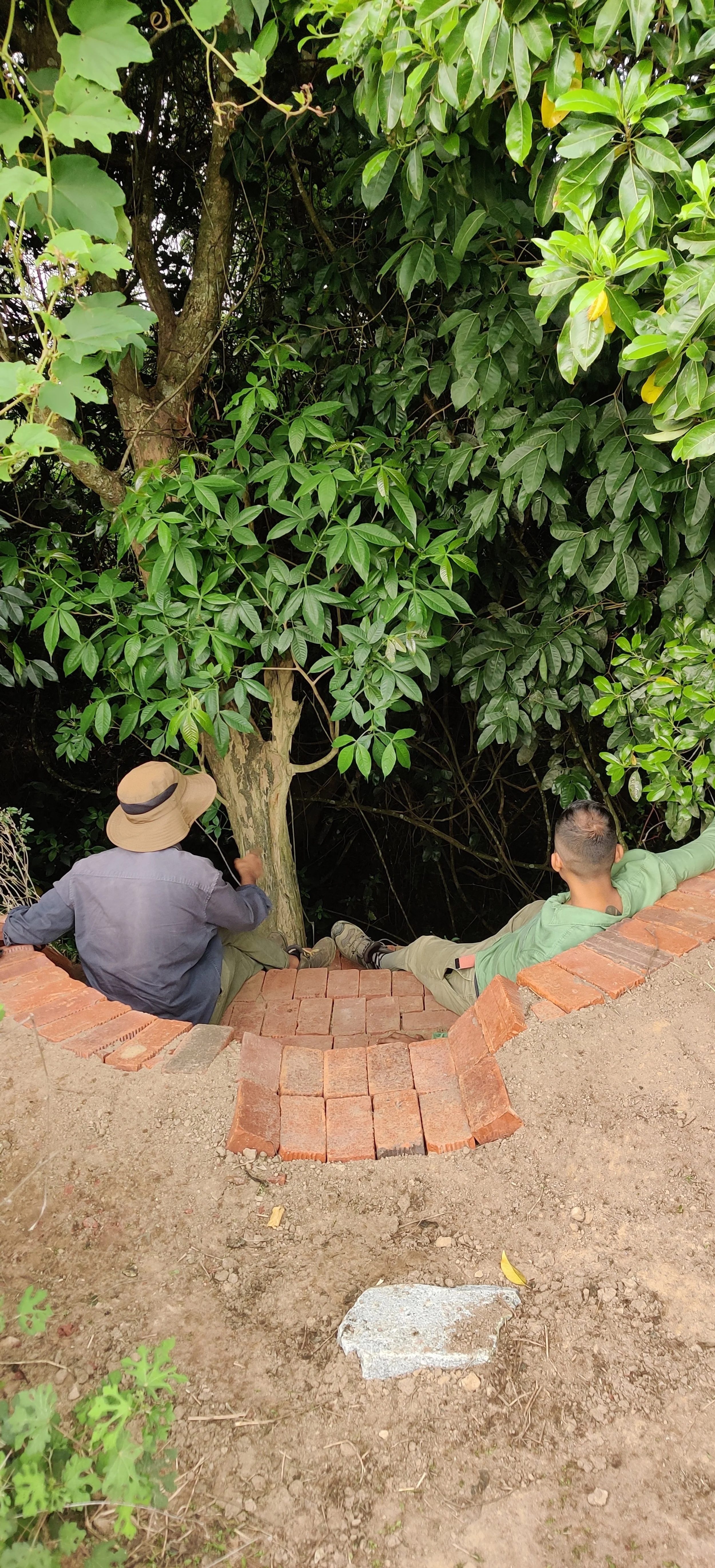 Seating nook - brickwork [photo by Jananee Mohan]