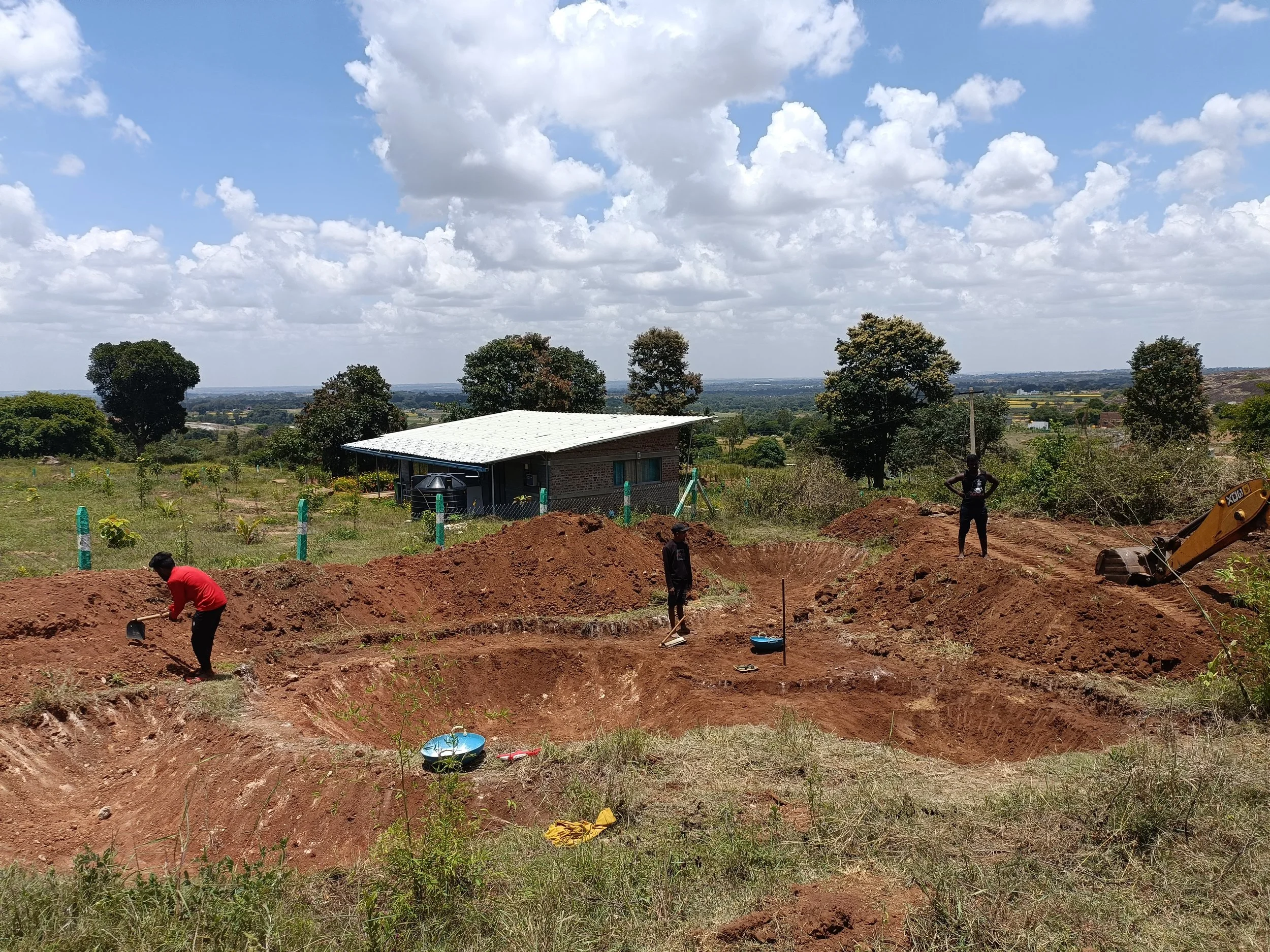 Pond 2B - digging and shaping