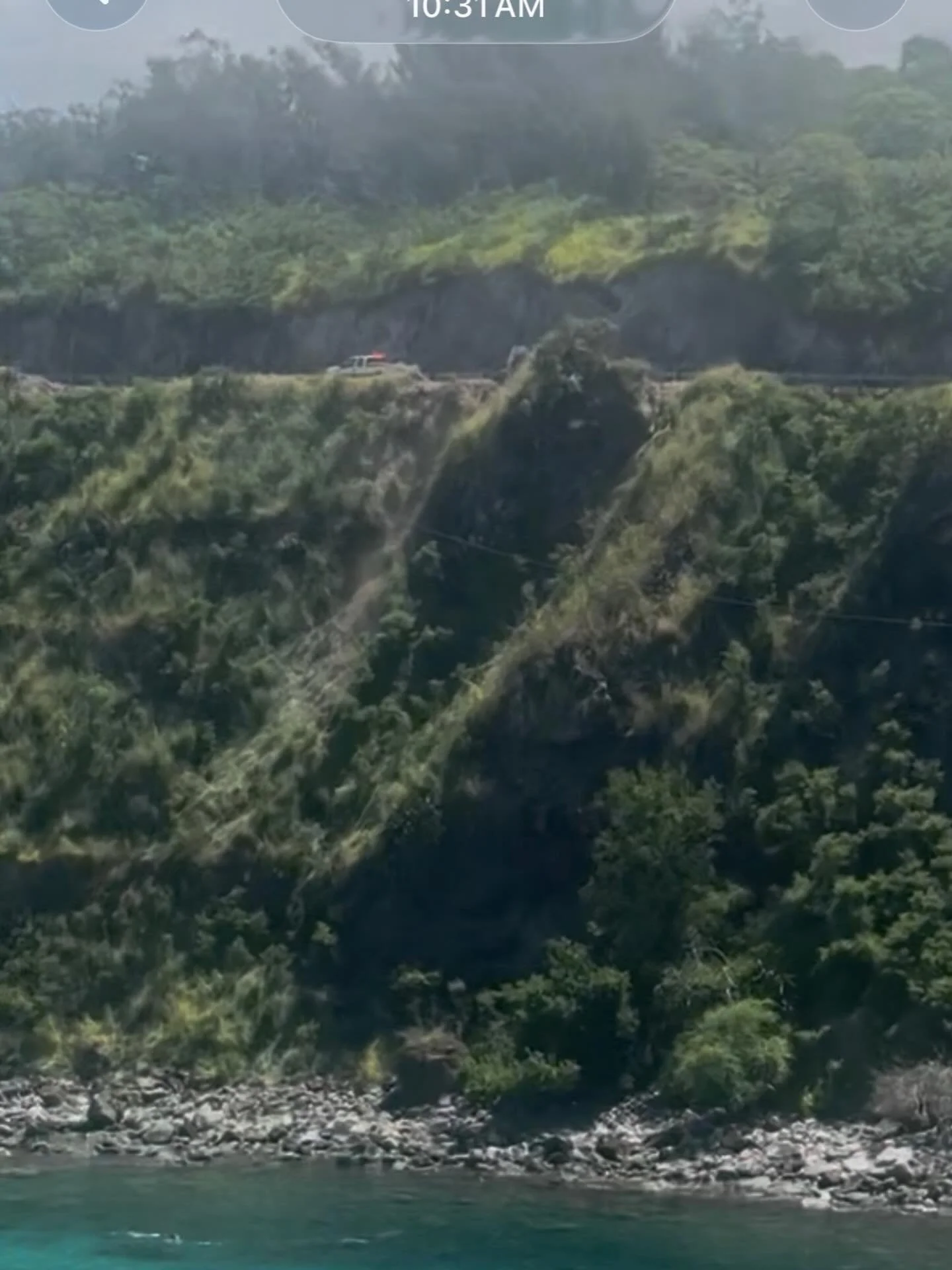 This morning, a highway contractor was dumping boulders and clearing rubble, sending debris rolling down the cliffside and into the bay, impacting the water near snorkelers. Our Makai Watch team documented the incident and got word to Department of T