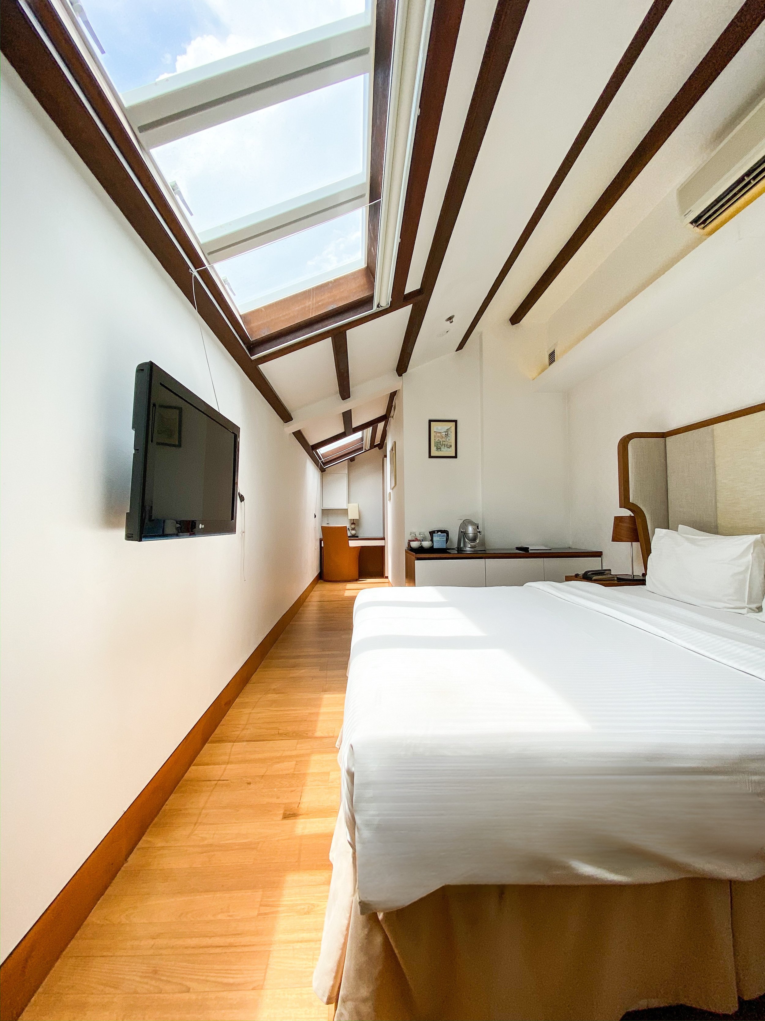 Skylight Room with separate bed and work areas