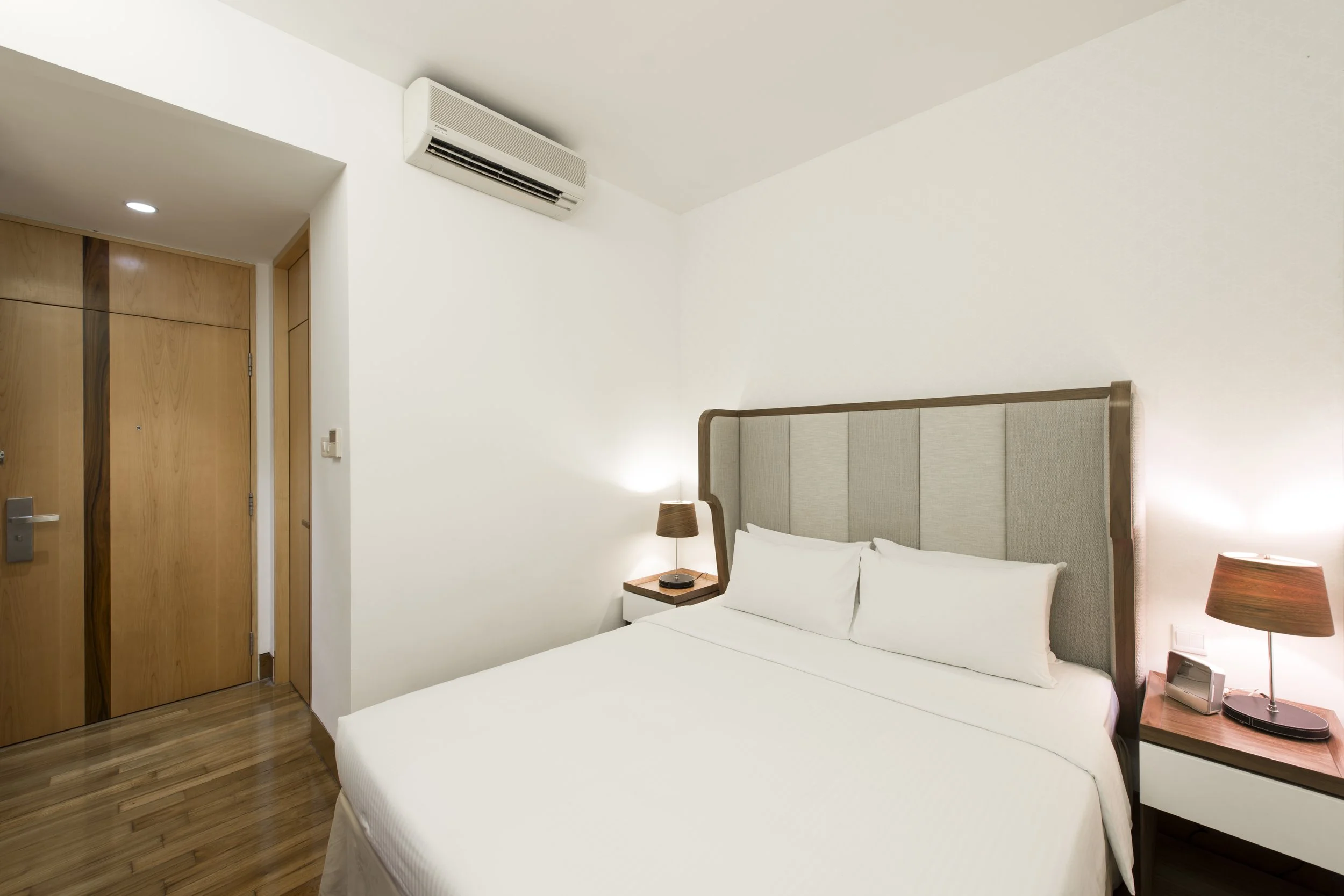 Standard Double Room with Queen divan bed