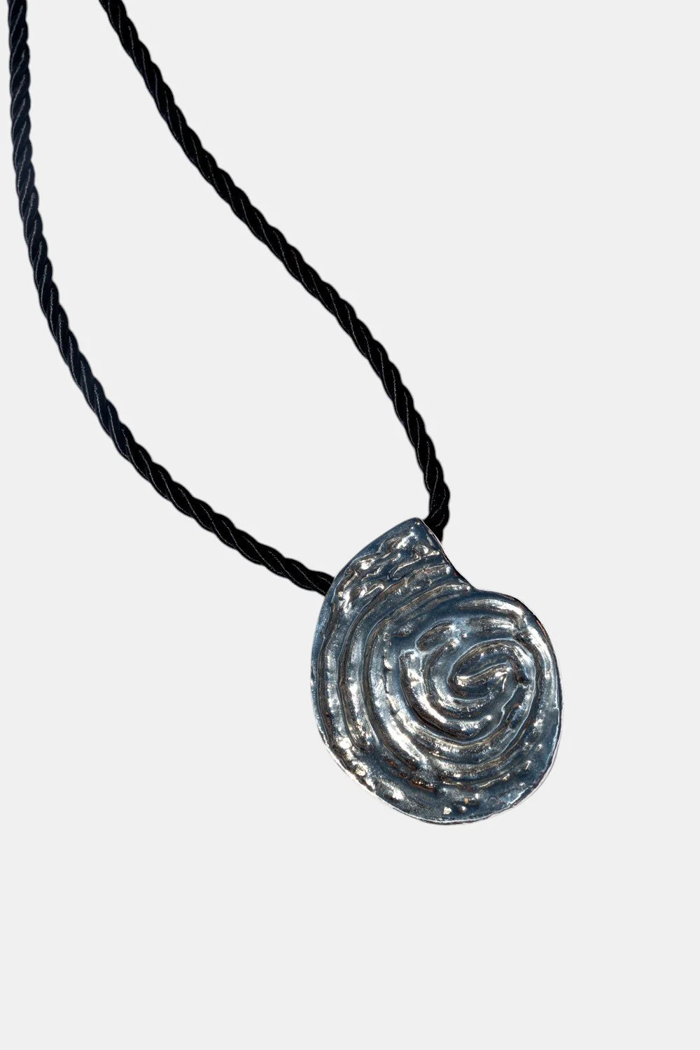 Darius Necklace