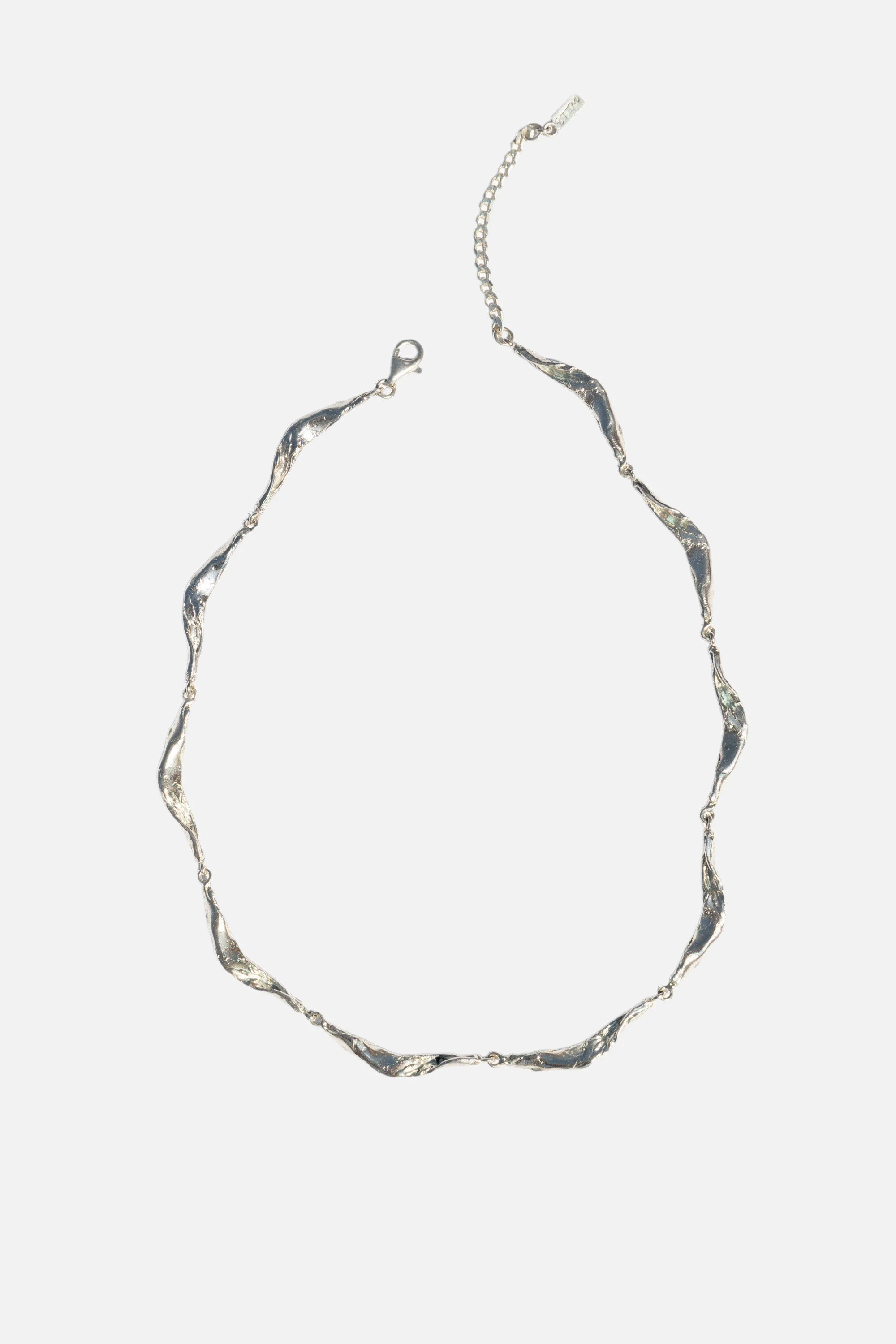 Alaria Necklace-Photoroom.jpg