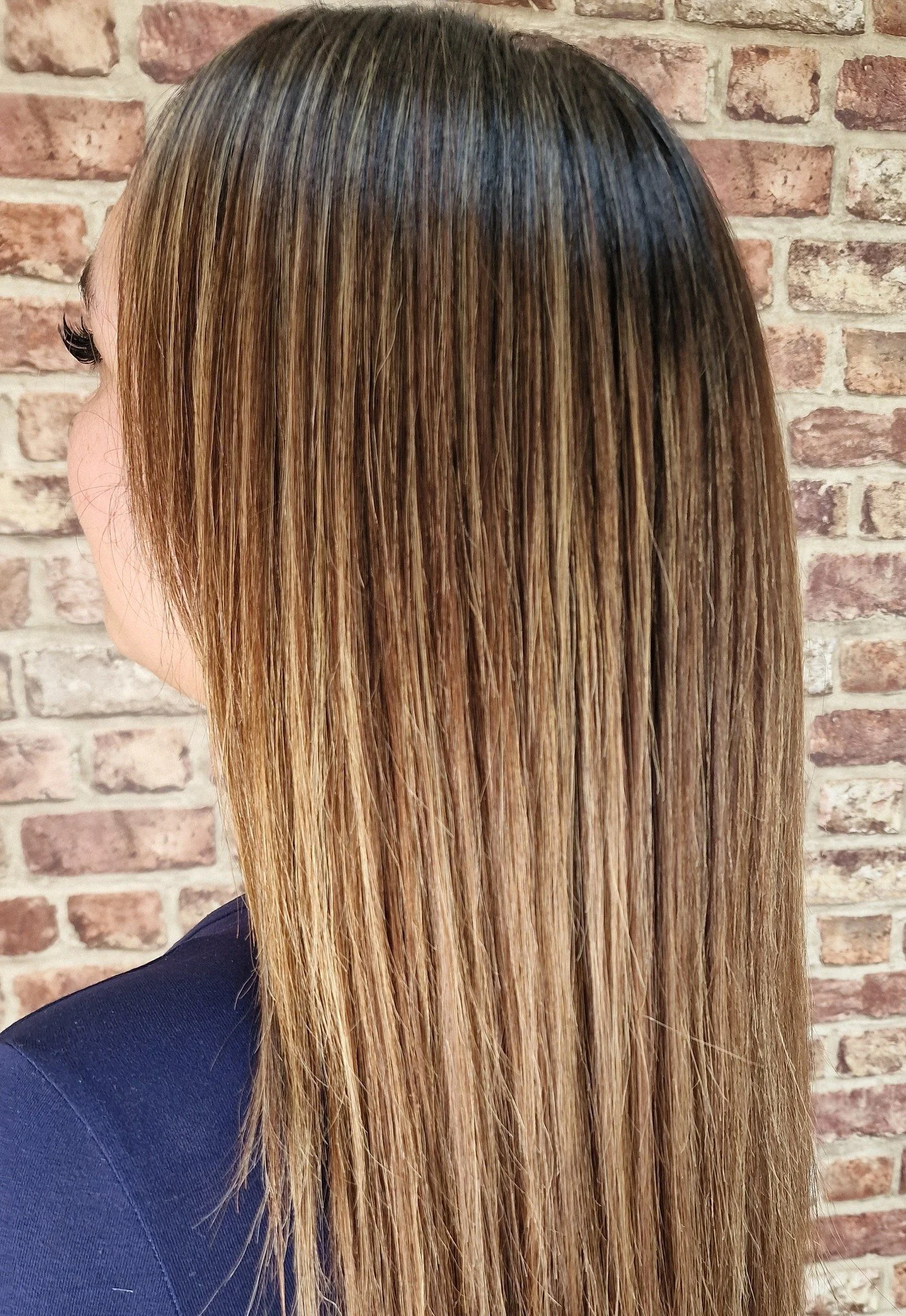 ✨ Transform Your Look with Balayage &amp; Root Melt Magic! ✨

Ready for soft, sun-kissed highlights and a seamless blend that grows out beautifully? 💁&zwj;♀️ Our balayage and root melt combo is perfect for low-maintenance glamour with maximum impact