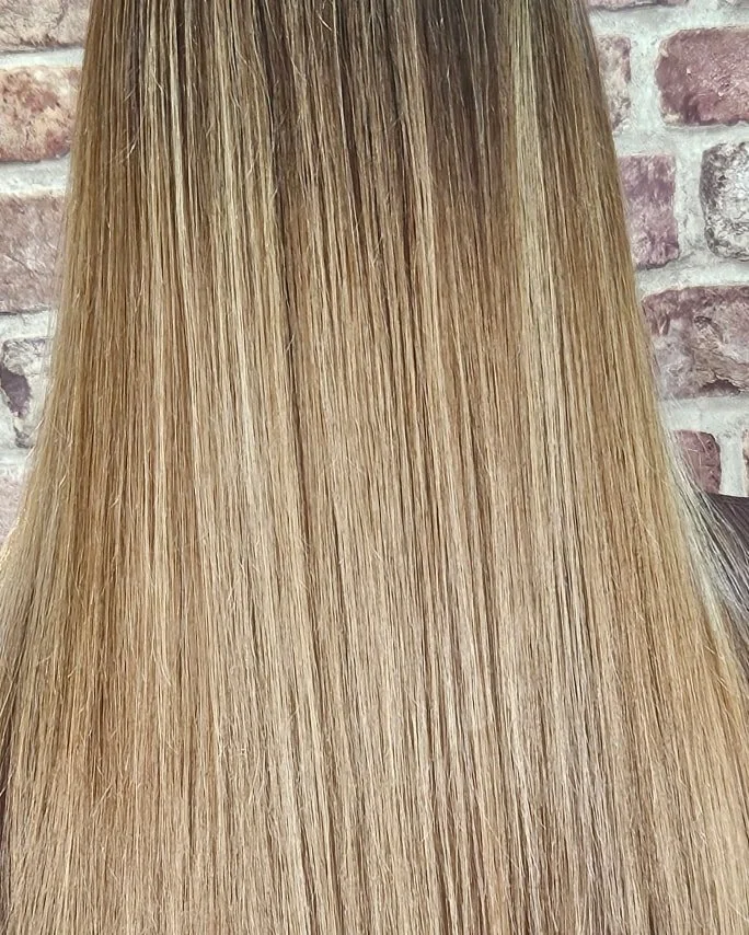 **Beautiful blonde balayage ready for christmas 🎄**

 #gorgeoushair #myhairdresser #hairdresser #chesterhairdresser #newhair #chestersalons #chestersalon #newhaircolor