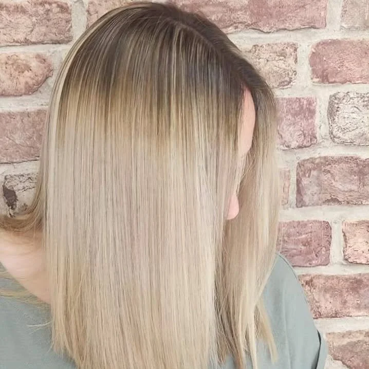 ***Adding depth and dimension. What an exquisite colour. 😍😍***

 #expertstylist #chesterstylist #chesterhairdresser #chestersalons #northwalessalon #ShinyHair #nxtcolour #nxthaircolour #gorgeoushair #nxtbalayage #colourexpert #hairtransformation #r