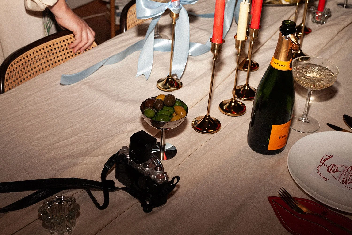 table setting_My Soirée_The Dinner Party Guide.jpg