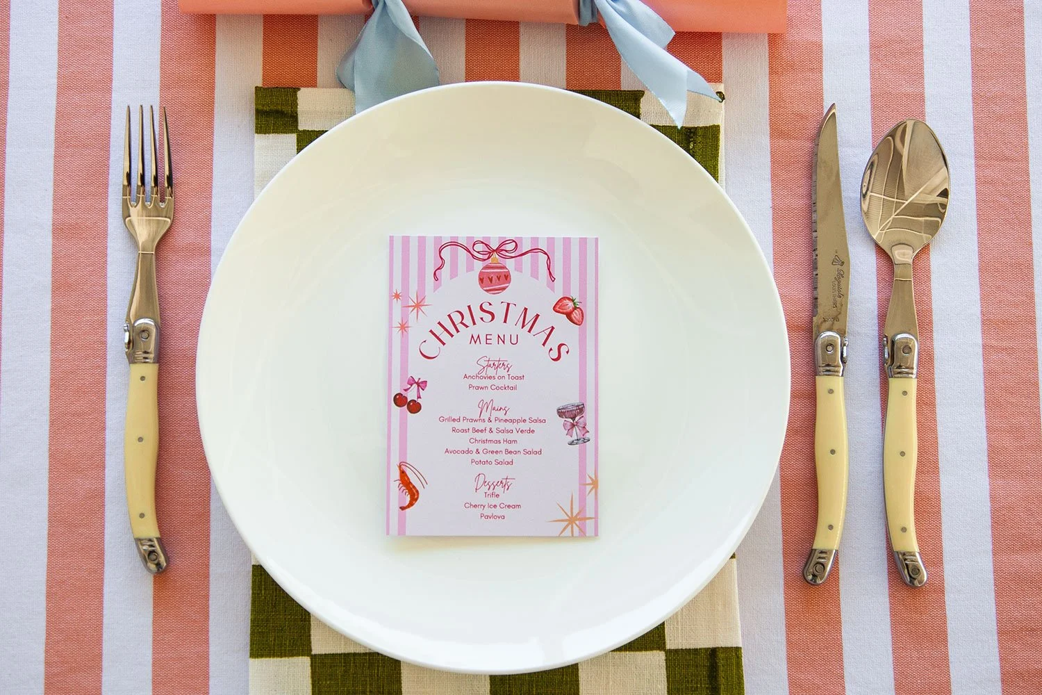 Place Setting_It's Christmas_The Dinner Party Guide.jpg