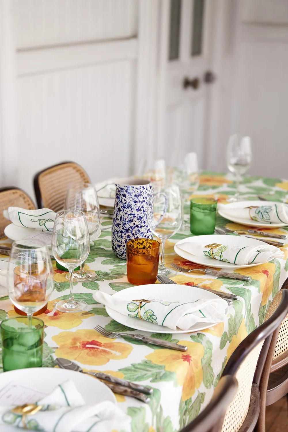 Table setting_The Classic Long Lunch_The Dinner Party Guide.jpg