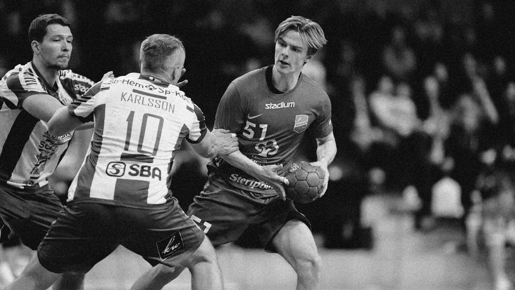 Dicken handball photography