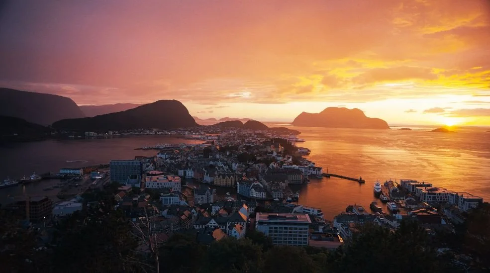 Byens mest romantiske overraskelse – kan Valentinsdagen 2026 bli deres store dag?