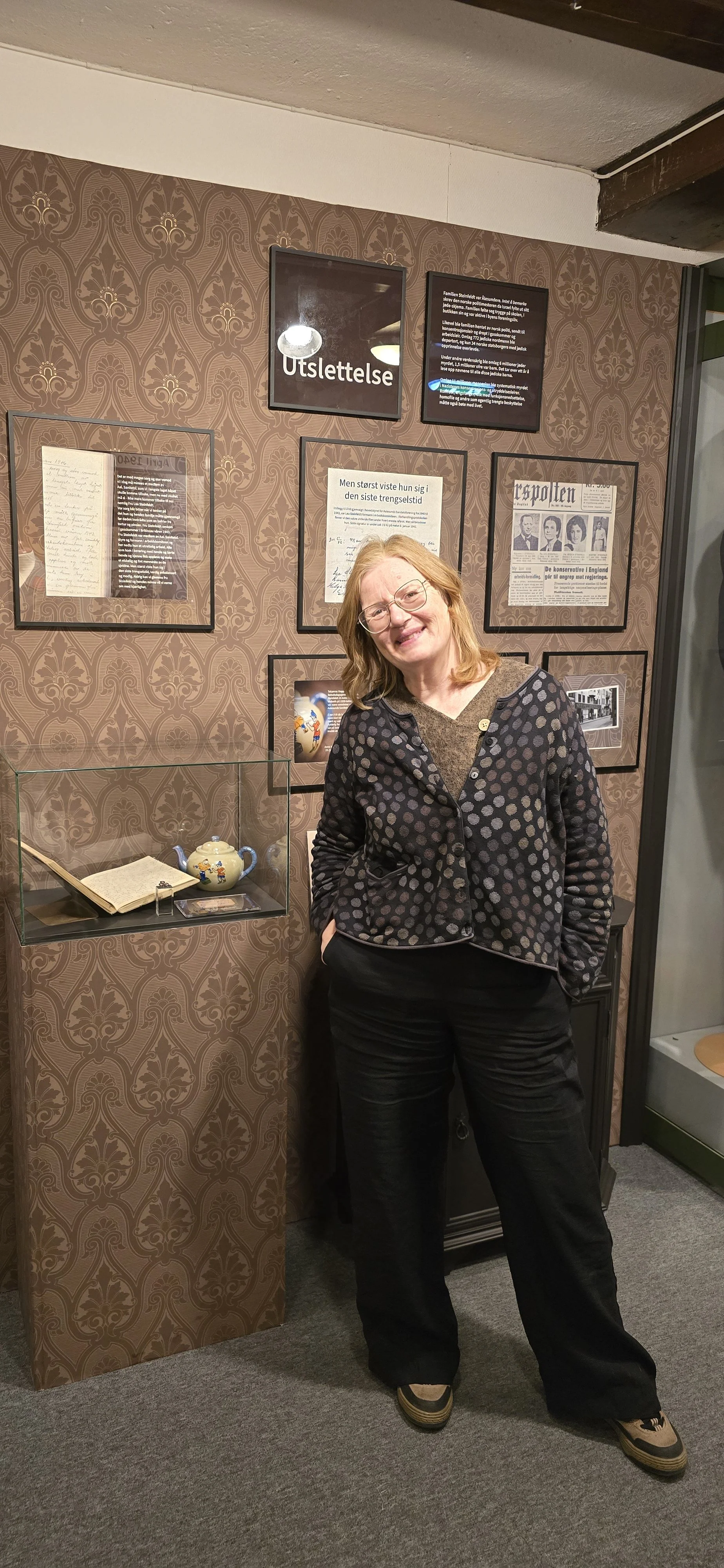 En sterk og verdig markering av familien Steinfeld på Holocaustdagen