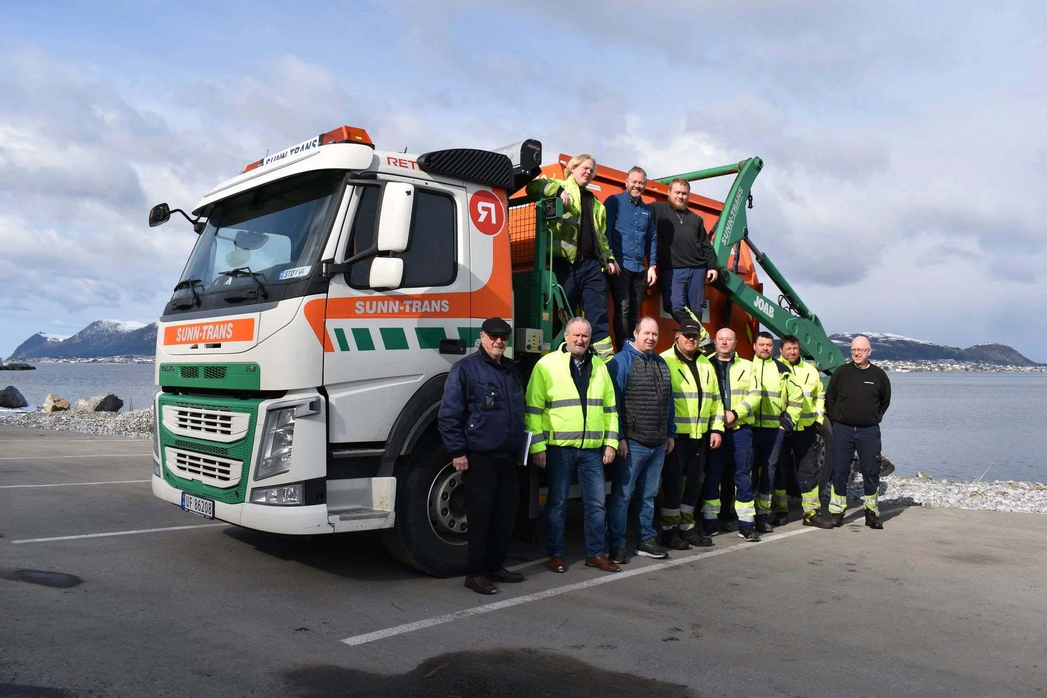 21.-22.april inviterer Sunn-Trans igjen til kildesorteringsdager p&aring; Flatholmen, og denne gangen tas arrangementet et steg videre 🙌

♻️ Her kan du oppleve alt fra stilrene kildesorteringsl&oslash;sninger til maskiner som effektiviserer driften,