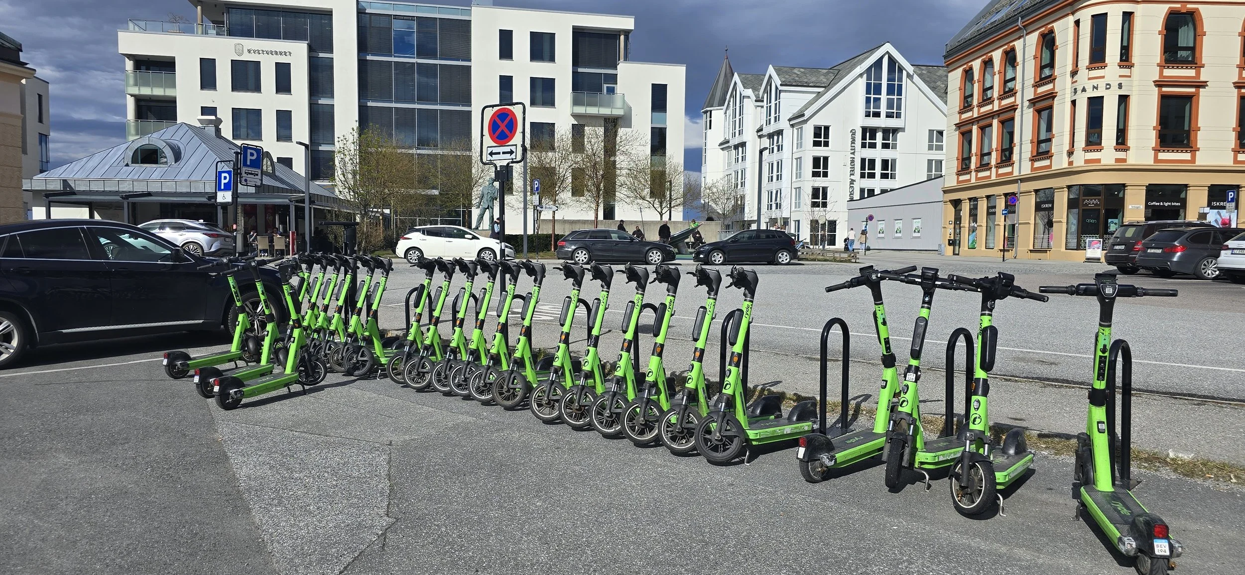 Har du sett de grønne sparkesyklene i Ålesund?