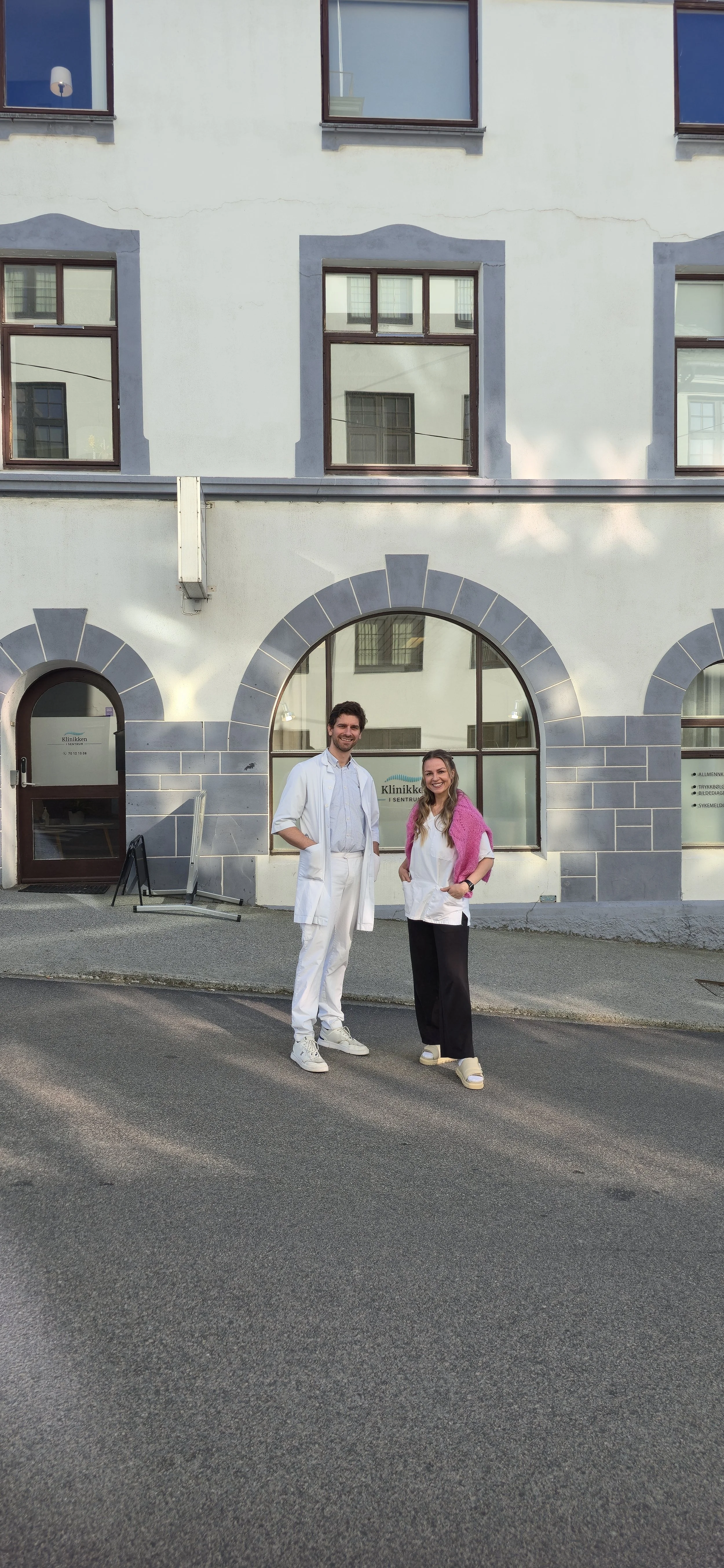 Trygg, pålitelig og effektiv behandling – midt i Ålesund