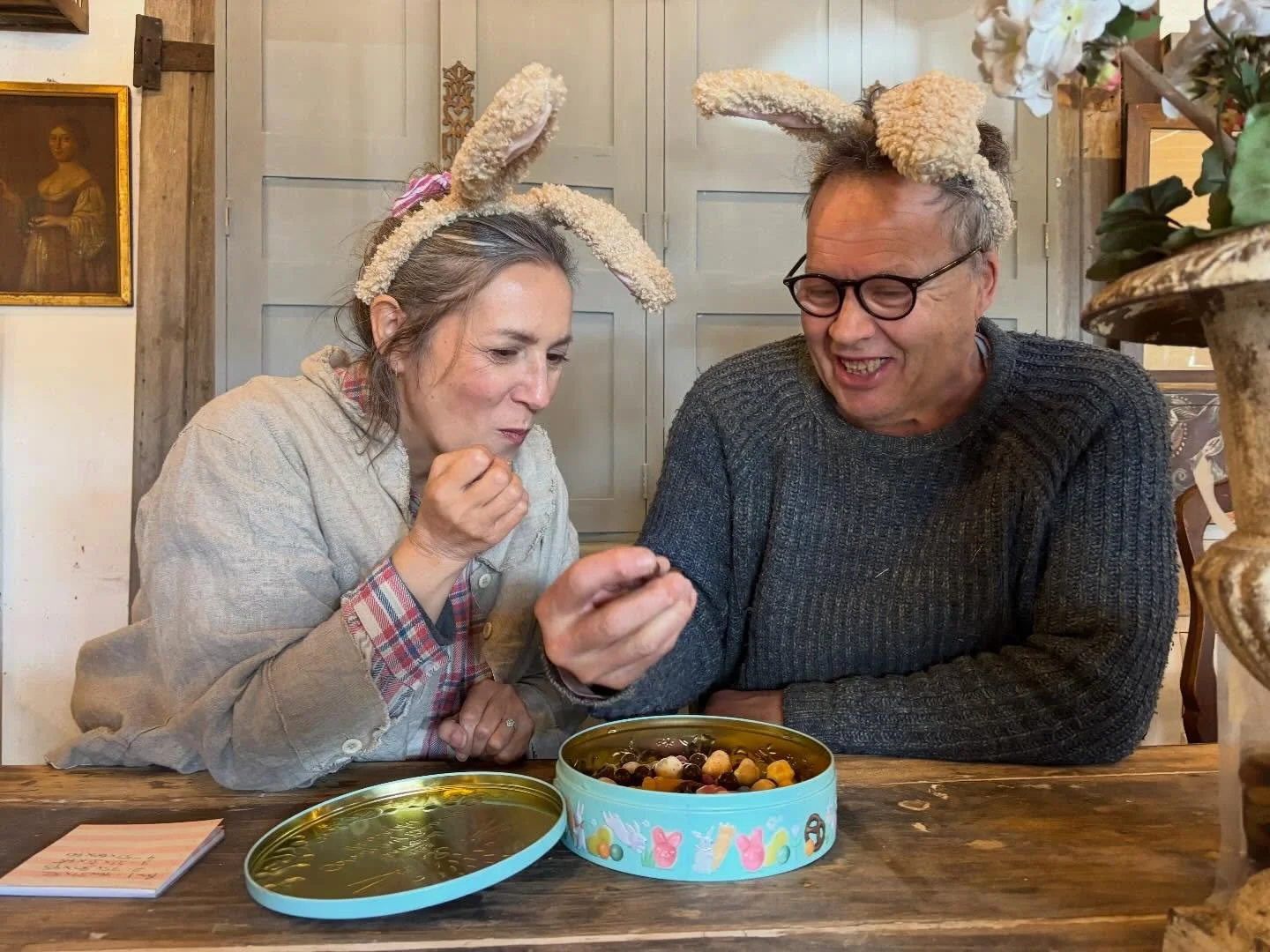 Open Good Friday 10-4
Saturday 10-4
Sunday and Monday closed as normal