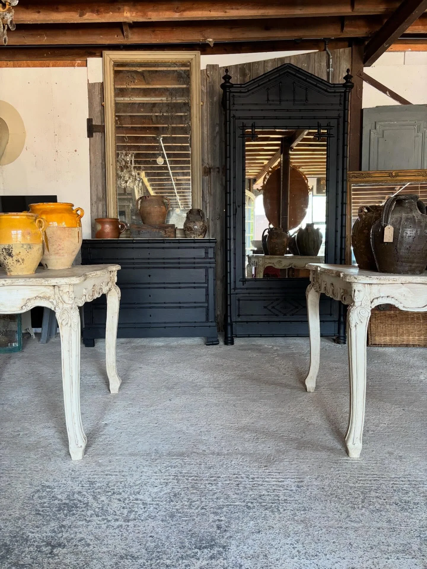 That was a hot day to unload the whole van and move almost every last thing at the barn but we did it!

#frenchantiques #interiordesign #frenchinteriors #interiorinspiration #antiqueshop