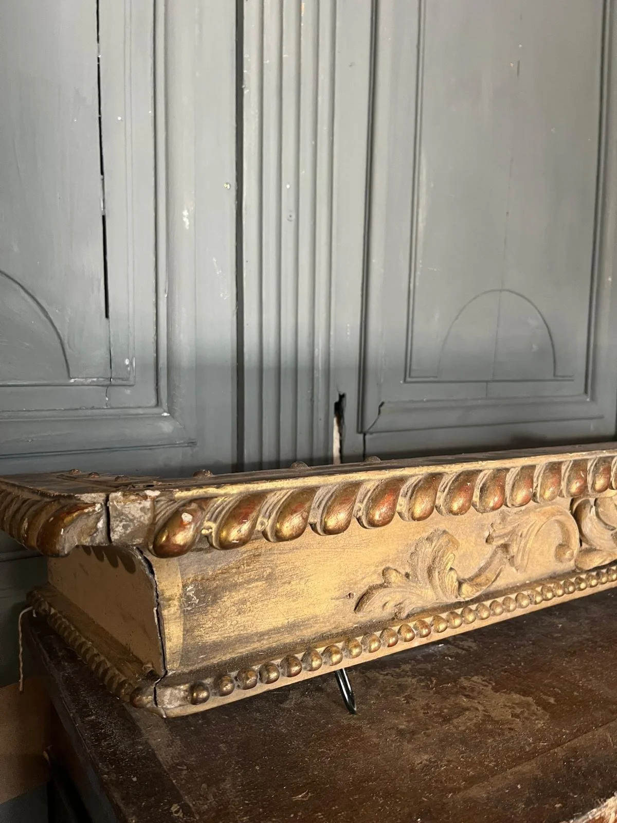 Gilt pediment(1).jpg