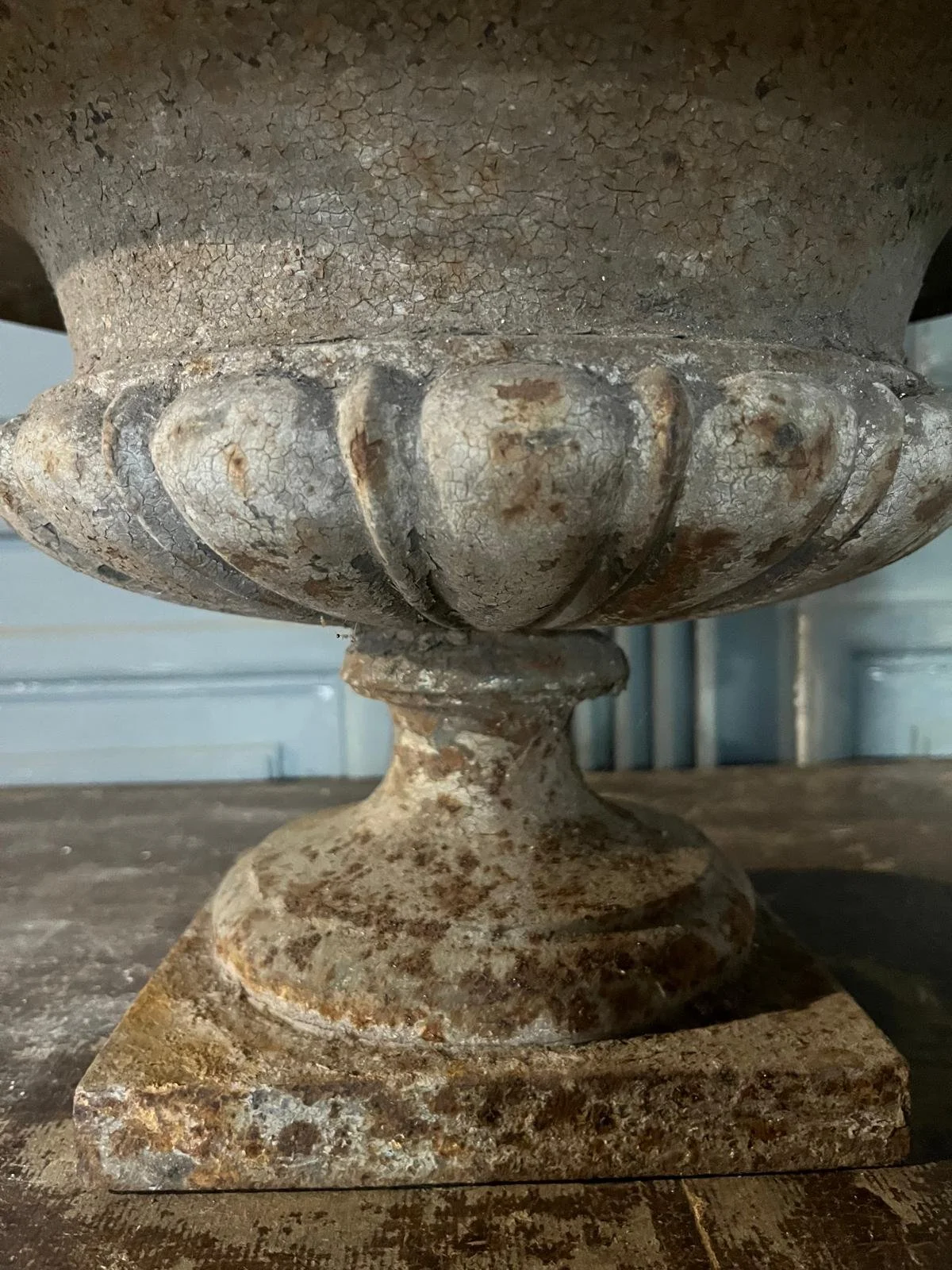 Cast iron urn(2).jpg
