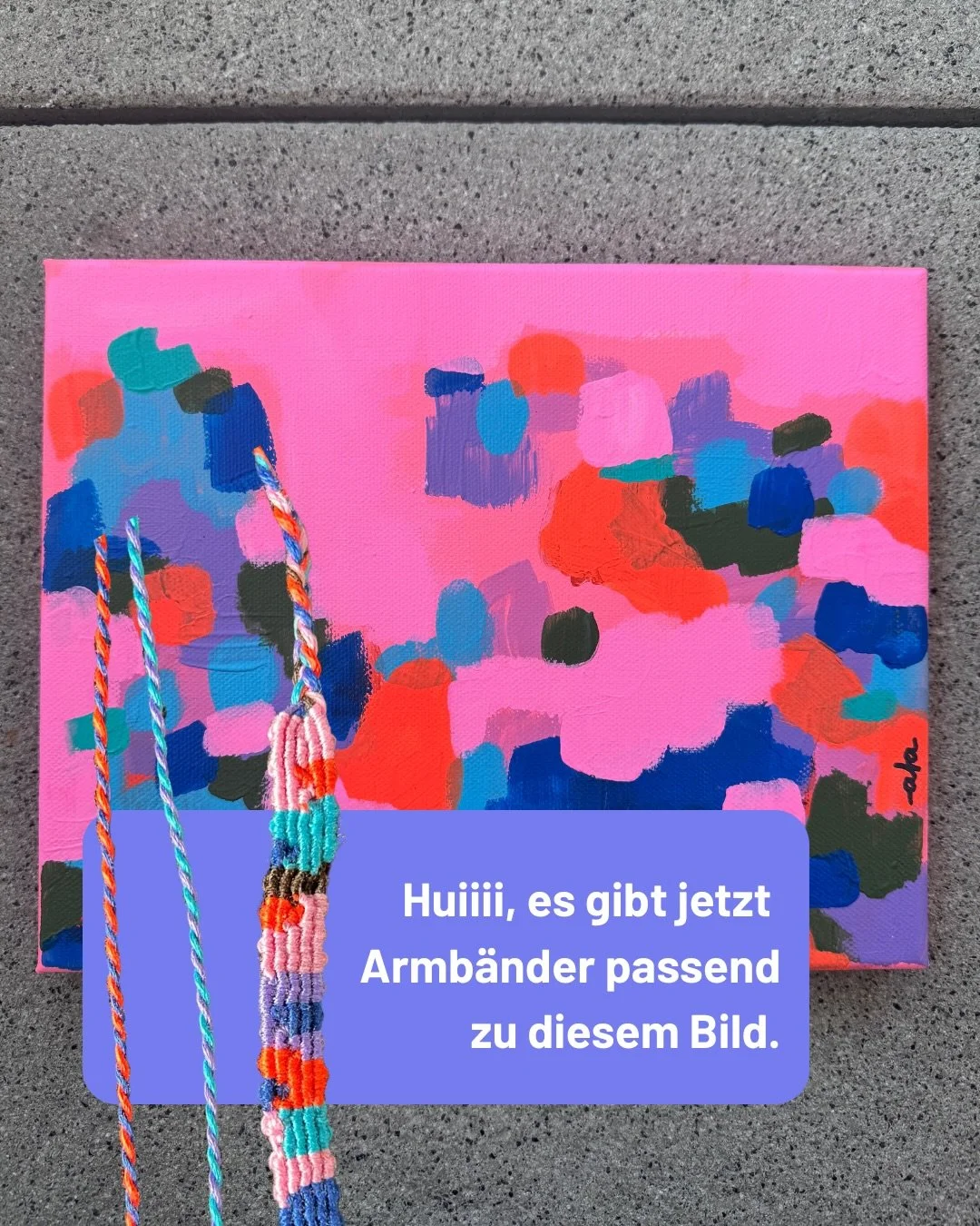 🩷🩵💜 ich bin total begeistert! Meine liebe Freundin Julia hat einfach Armb&auml;nder im Stil eines Bildes von mir gemacht. Das wollte ich euch nicht vorenthalten! 🩷🩵💜

Wie findet Ihr diese Idee Bild/Postkarte plus passendes Armband?