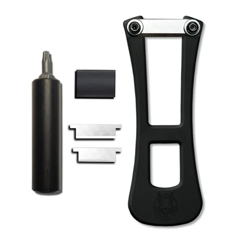 Pack taille-crayon ECUREUIL noir et accessoires