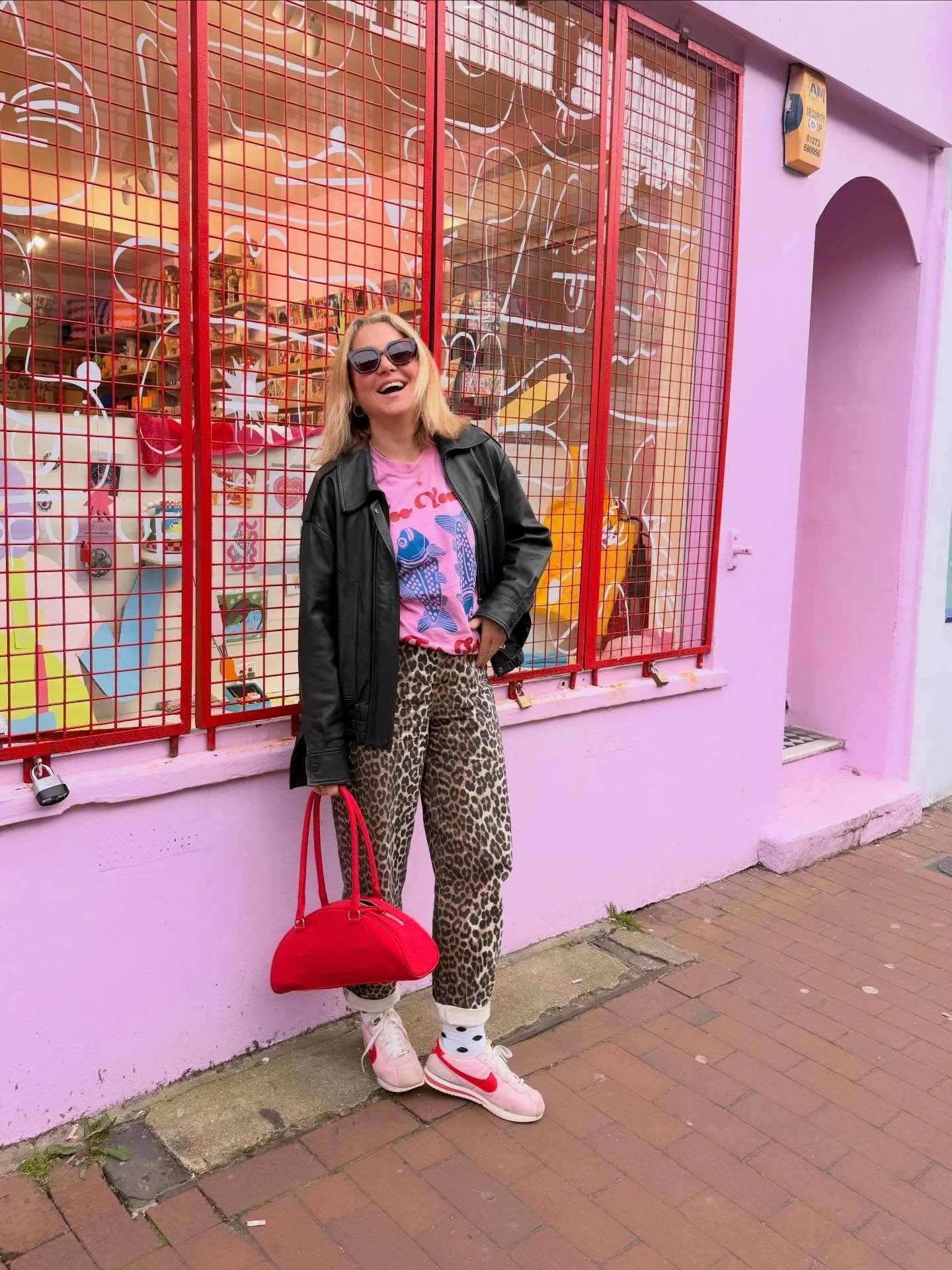 Outfits &amp; Antics - of the random variety. 💫🪩💋

#dresslikeamum