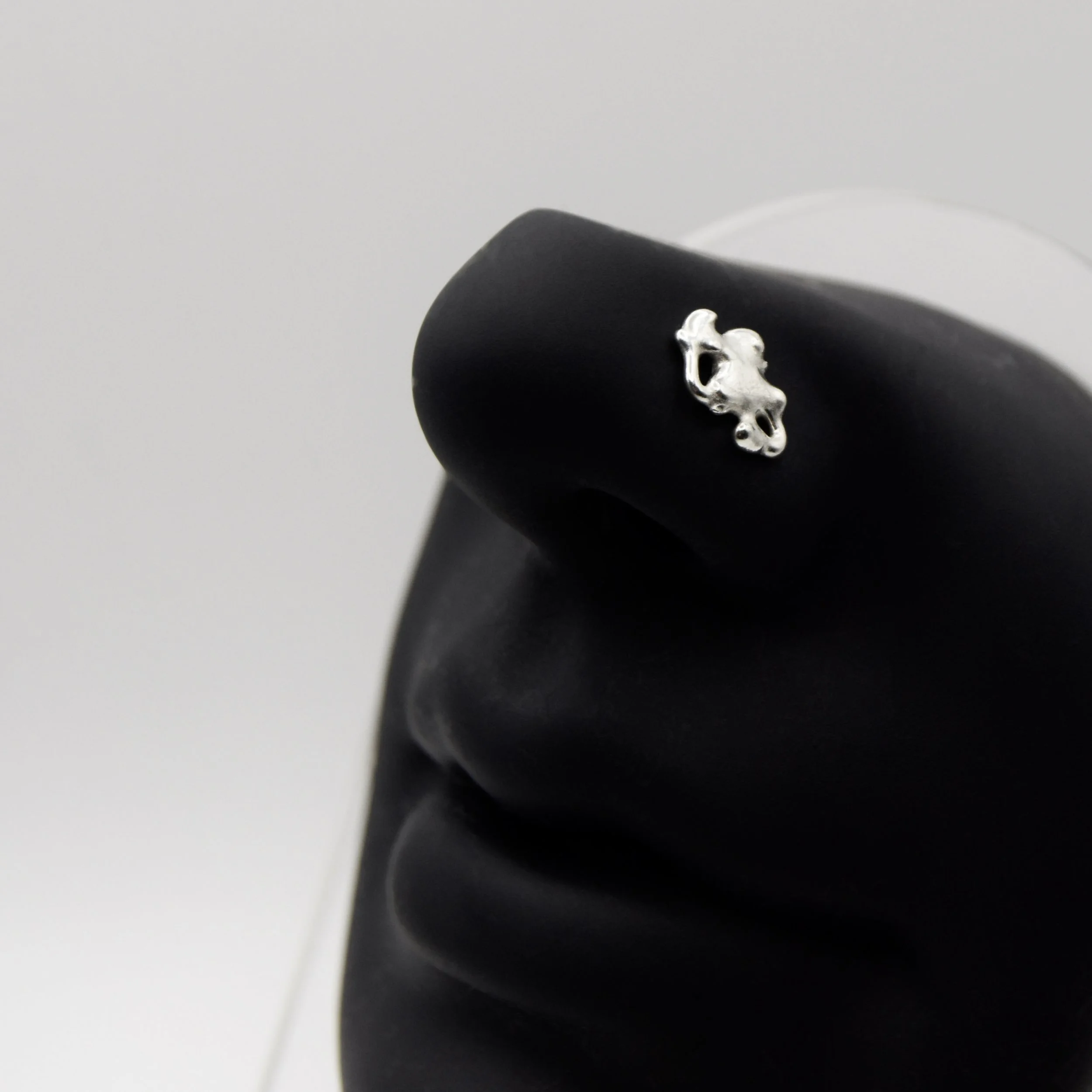 NOSE STUD 010