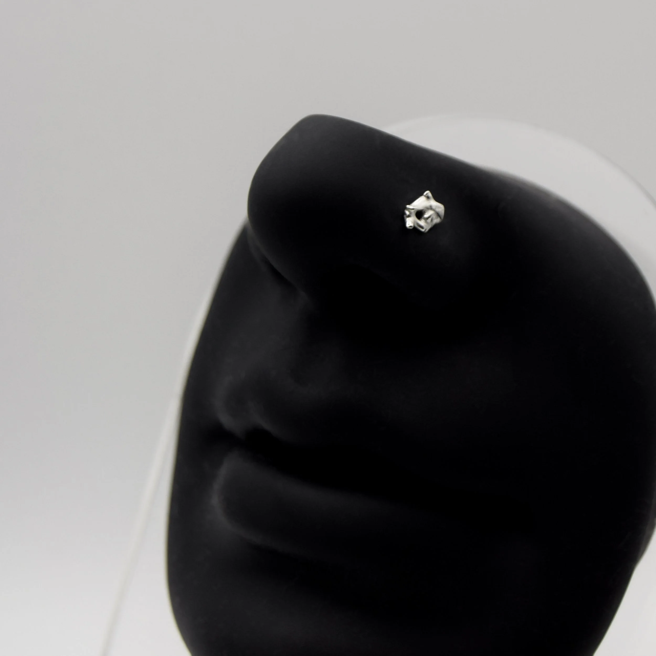 NOSE STUD 011