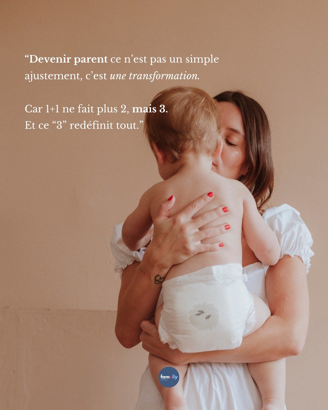 Devenir parent ne consiste pas &agrave; &ldquo;s&rsquo;adapter un peu&rdquo;.

C&rsquo;est un v&eacute;ritable passage, une transformation profonde qui vient toucher l&rsquo;identit&eacute;, le couple, le quotidien, les rep&egrave;res les plus solide