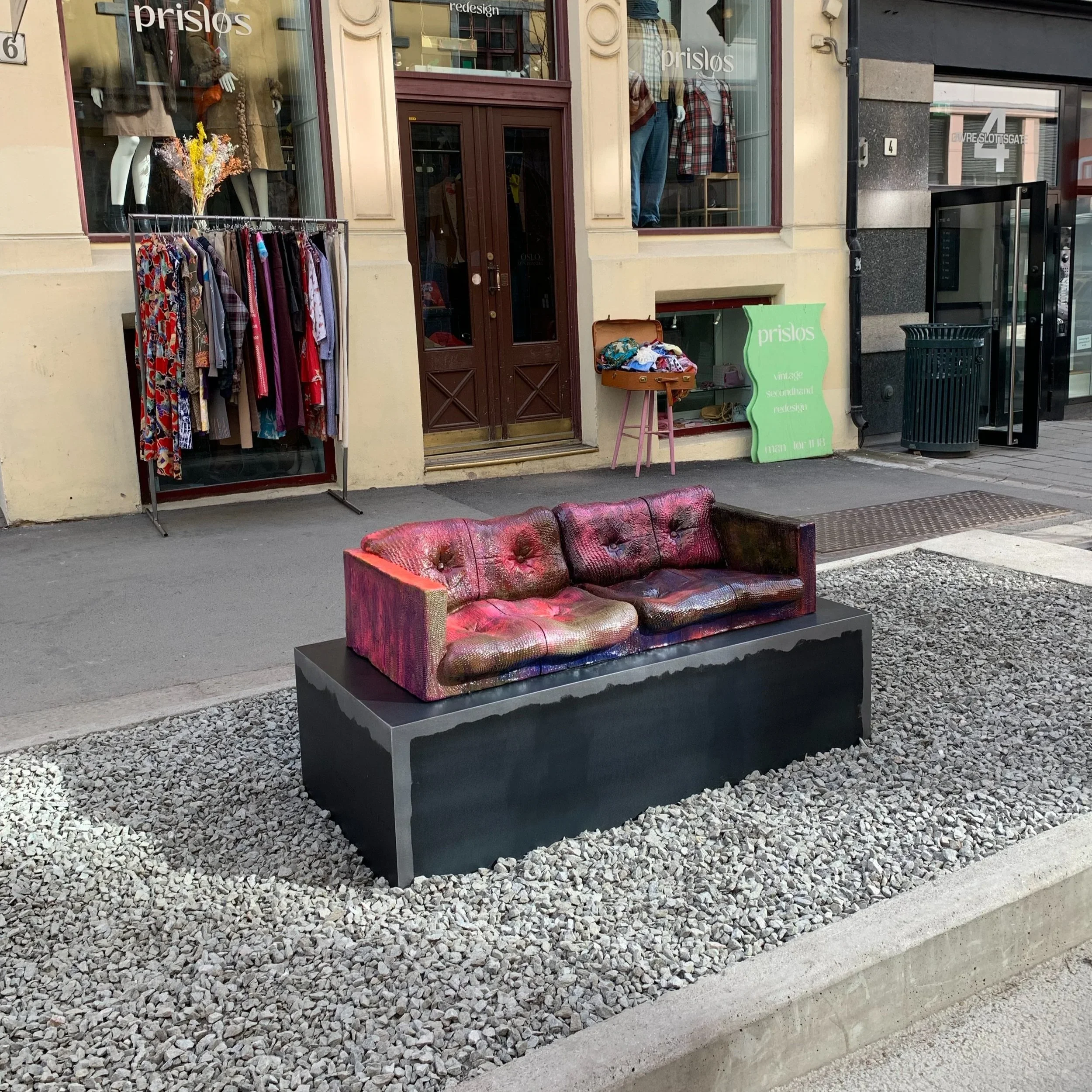 EIRIK SÆTHER  Here lie the broken bones of E.Sæther, 2022 