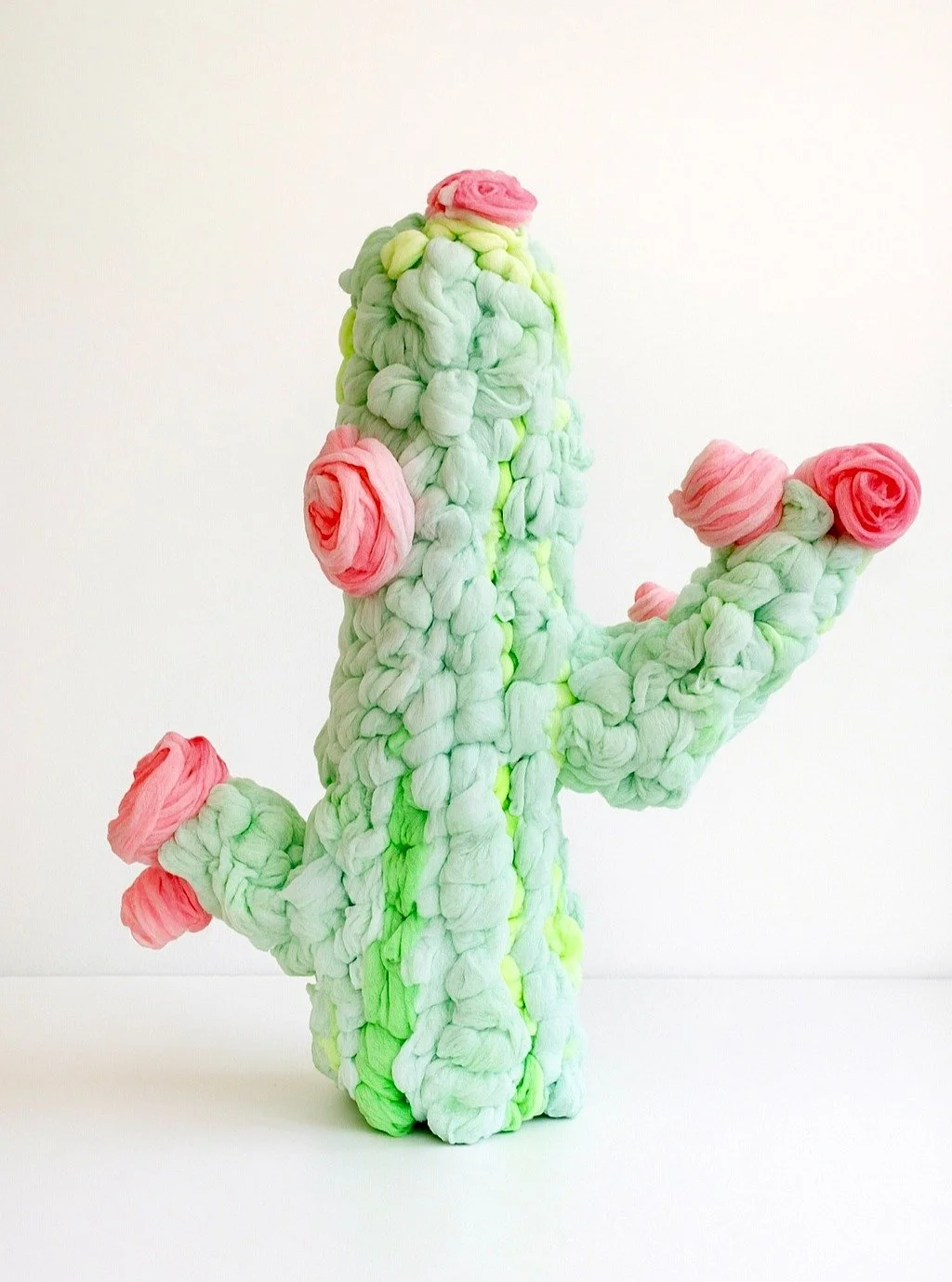 Desert Cactus, 2025
Acrylic, cheesecloth, wire, 27" x 24" 
Painterly brushstrokes on fiber transforming hard into soft. 
🌵🌸🌞

The Arizona desert changed me. At first, all I felt was it's prickly, hard, inhospitable surfaces. The air so d