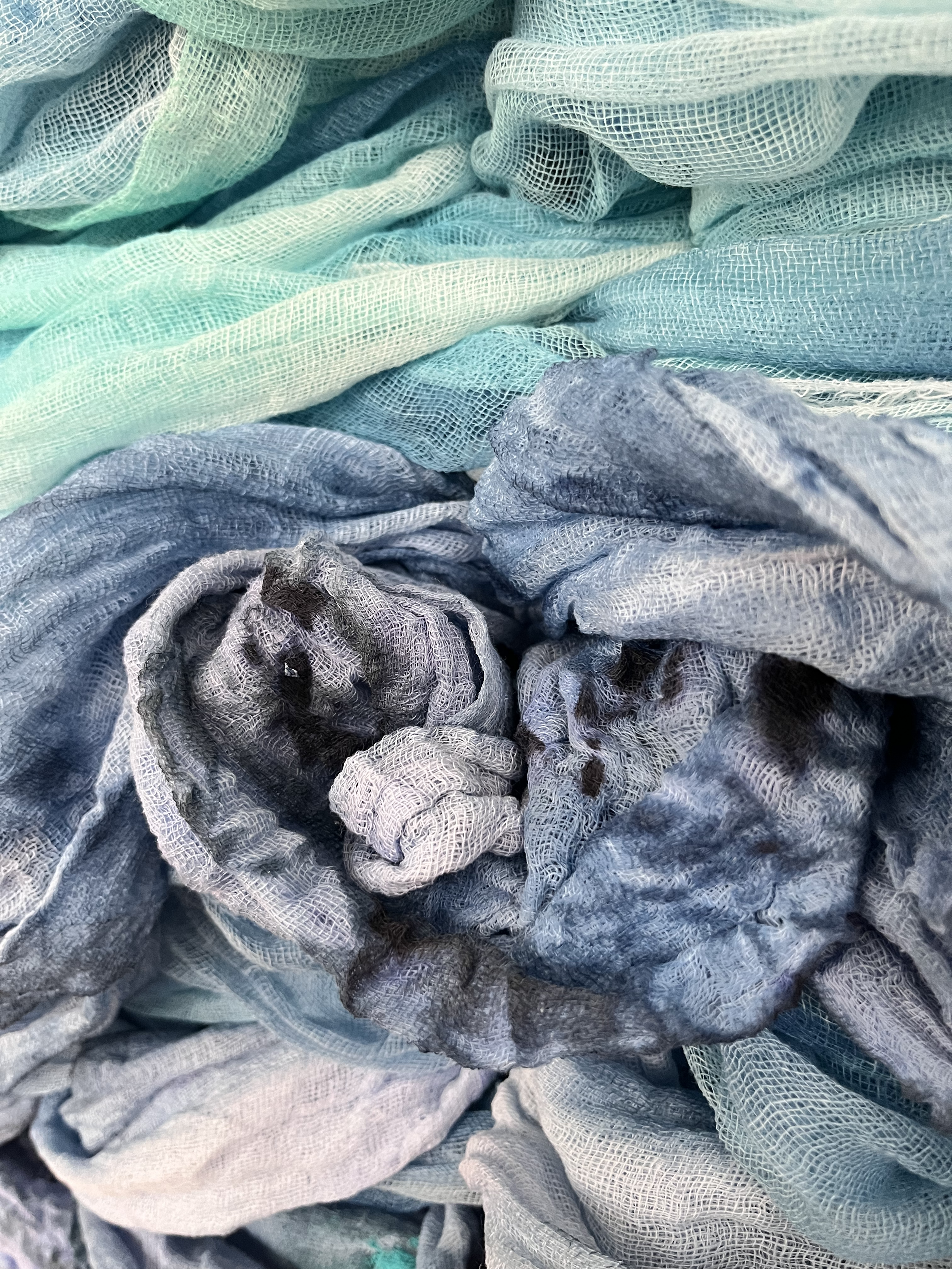 The Deeps_Fabric Detail2_Margaret Nicoll.png