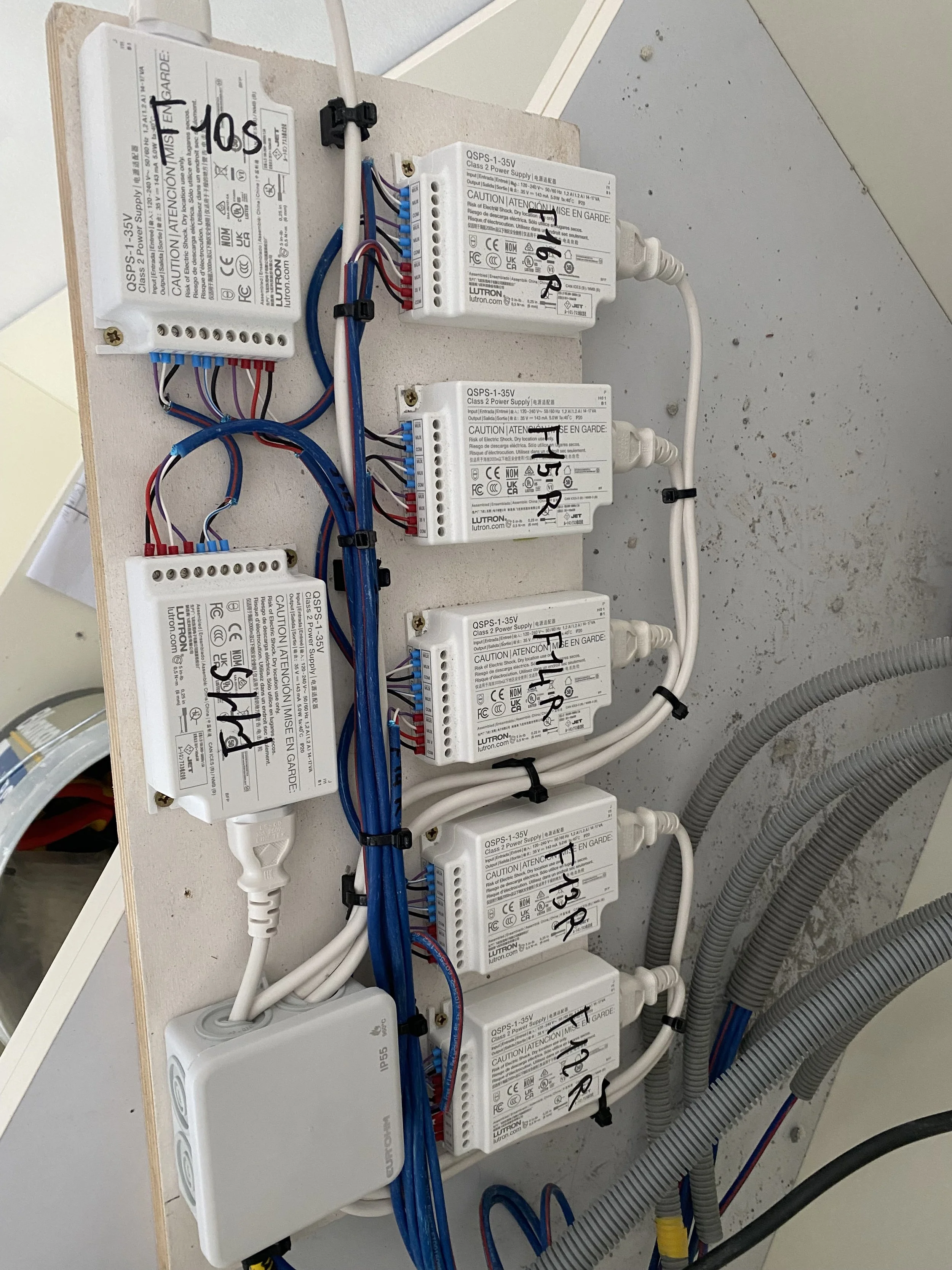 Volet Roulant Maison Menton.jpeg