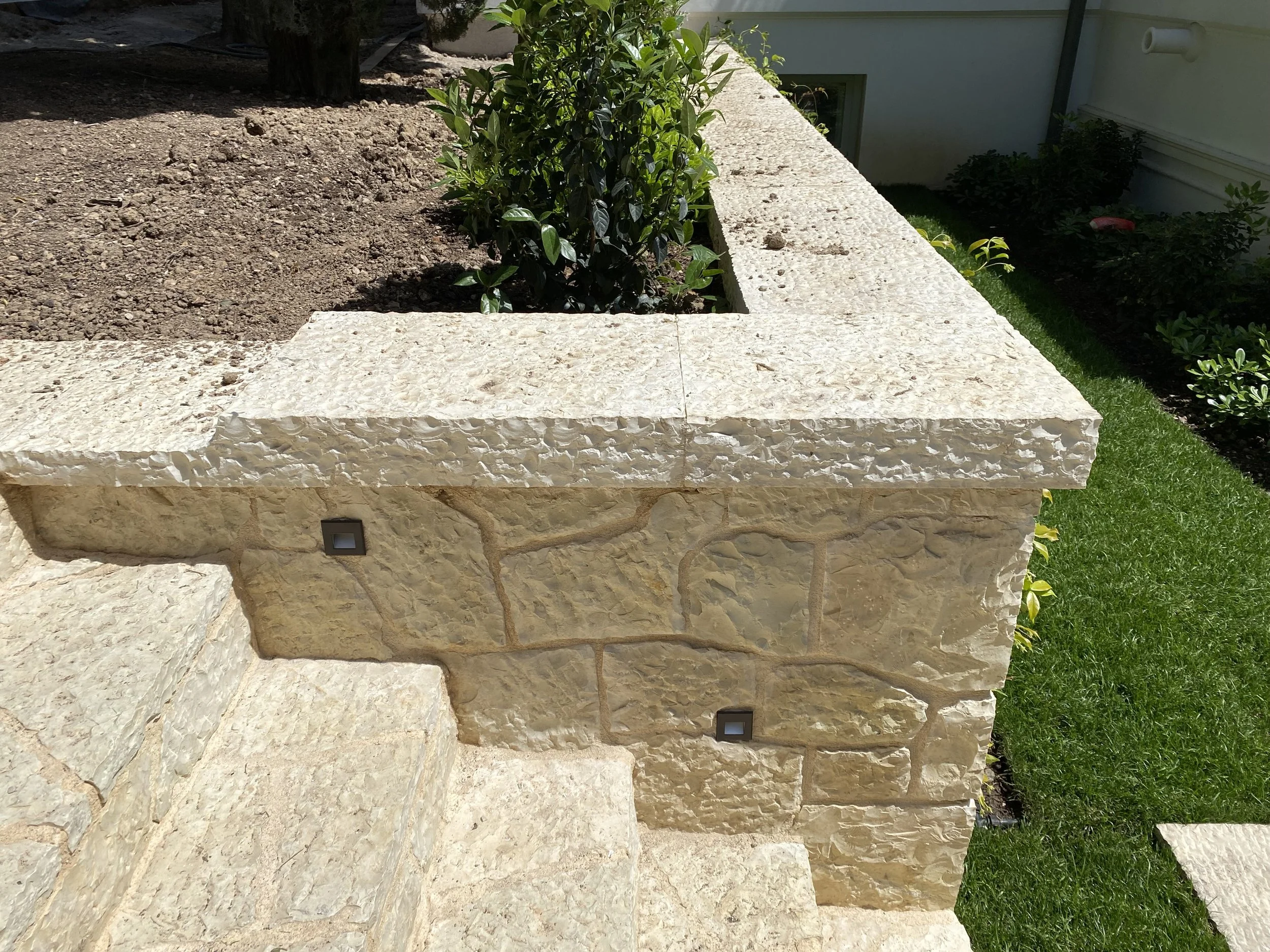 Luminaire extérieur Èze.jpeg