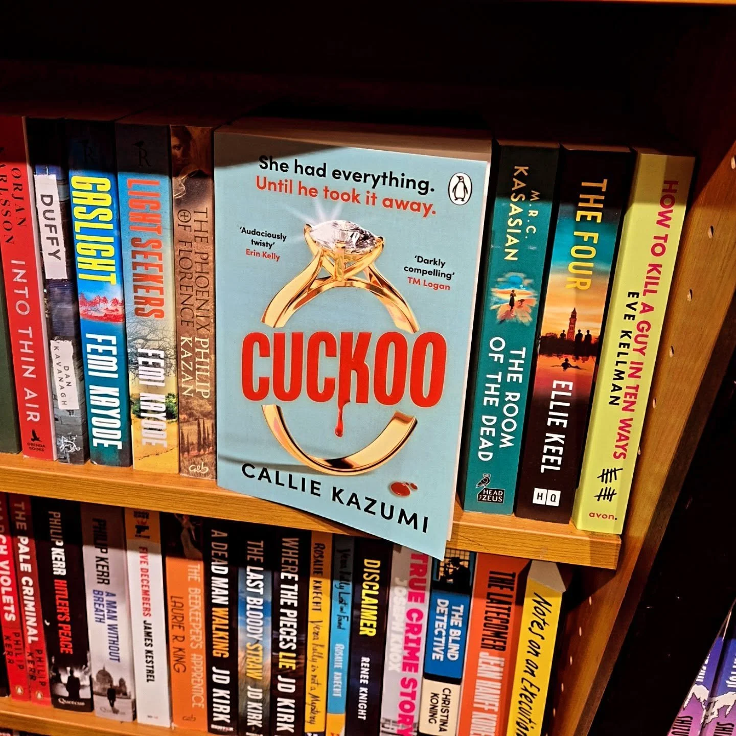 Swipe for blurb! I've been meaning to read this one for ages! I LOVE the cover of this, and the US version CLAIRE, DARLING which completely drew me in and this book did not disappoint! From a craft perspective I loved the seemless interspersion of cu