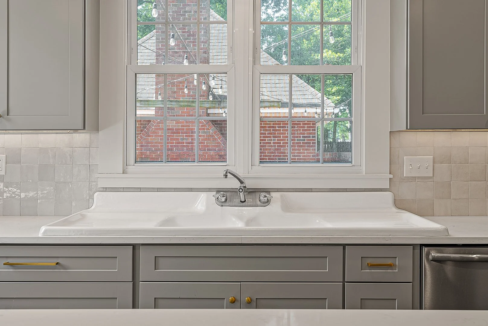 We&rsquo;re throwing it back today to one of our favorite projects. We ushered this historic home in downtown Jonesboro into the 21st century while elevating its years of character. Whether it's a new build or a kitchen remodel, our team is committed