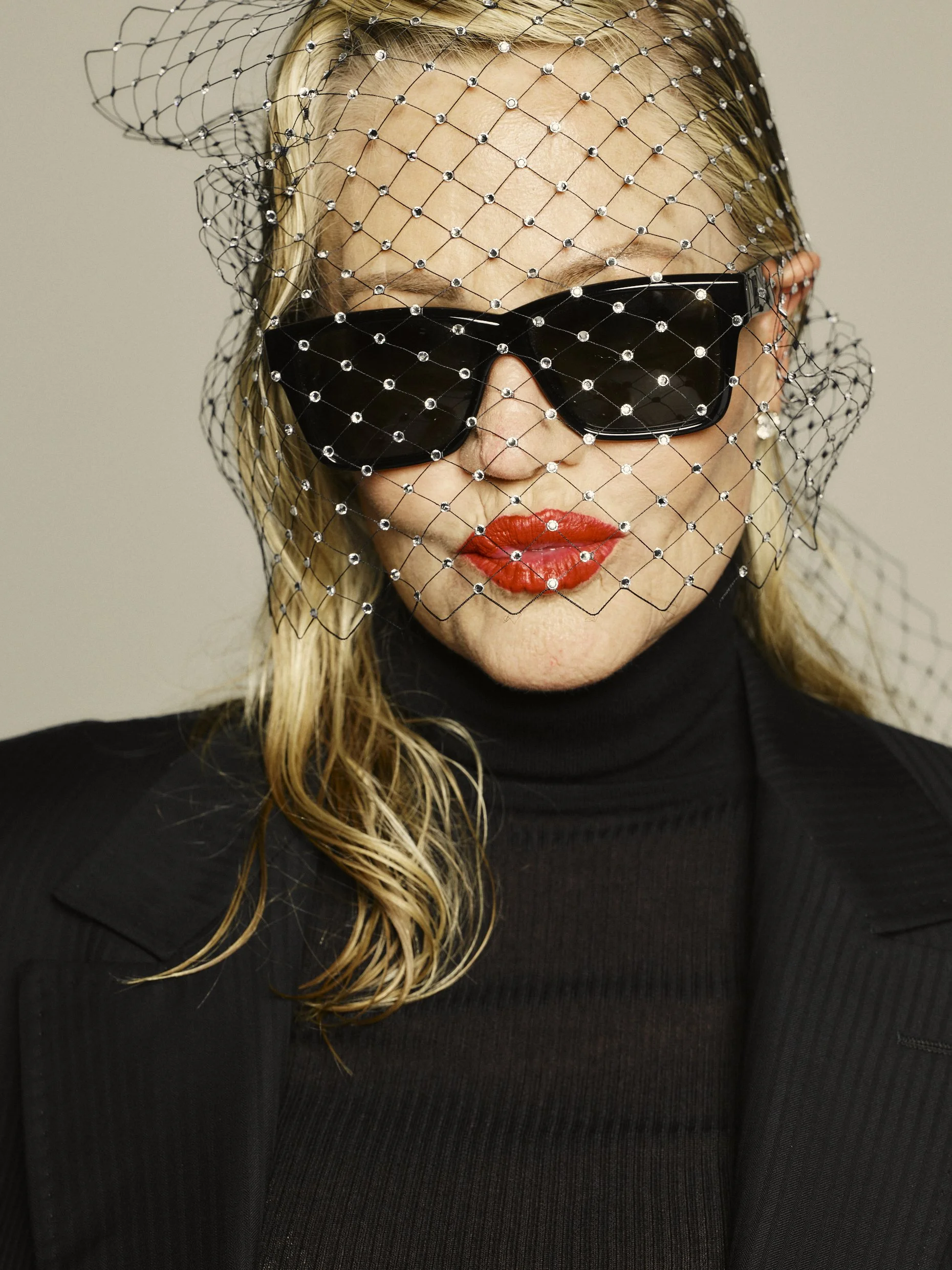 210615_VIOLET_GREY_SCREEN_MELANIE_GRIFFITH_LOOK_03_072.jpg