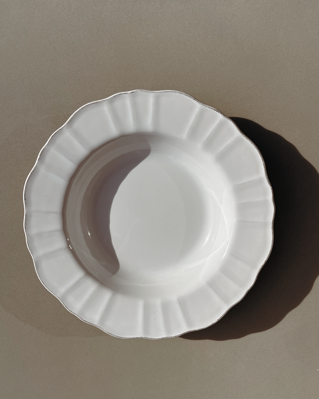 Assiettes creuses festonnées - 2 pièces