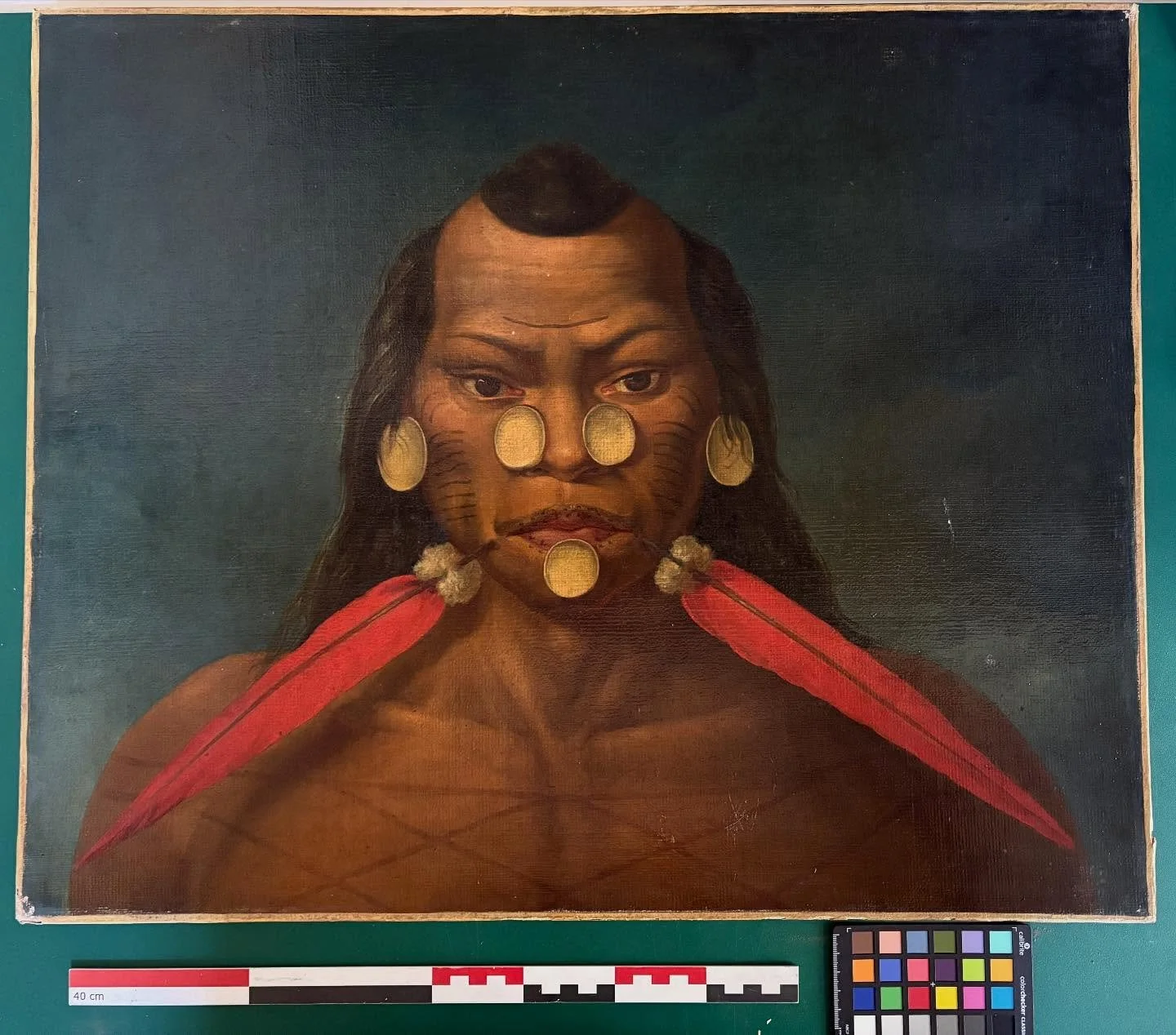 Le mus&eacute;e d&rsquo;@archeonationale conserve parmi ses collections des tableaux du XIXe si&egrave;cle dont nous avons r&eacute;alis&eacute; le bilan sanitaire cet &eacute;t&eacute;. 

🌎L&rsquo;occasion de rencontrer les portraits d&rsquo;am&eac